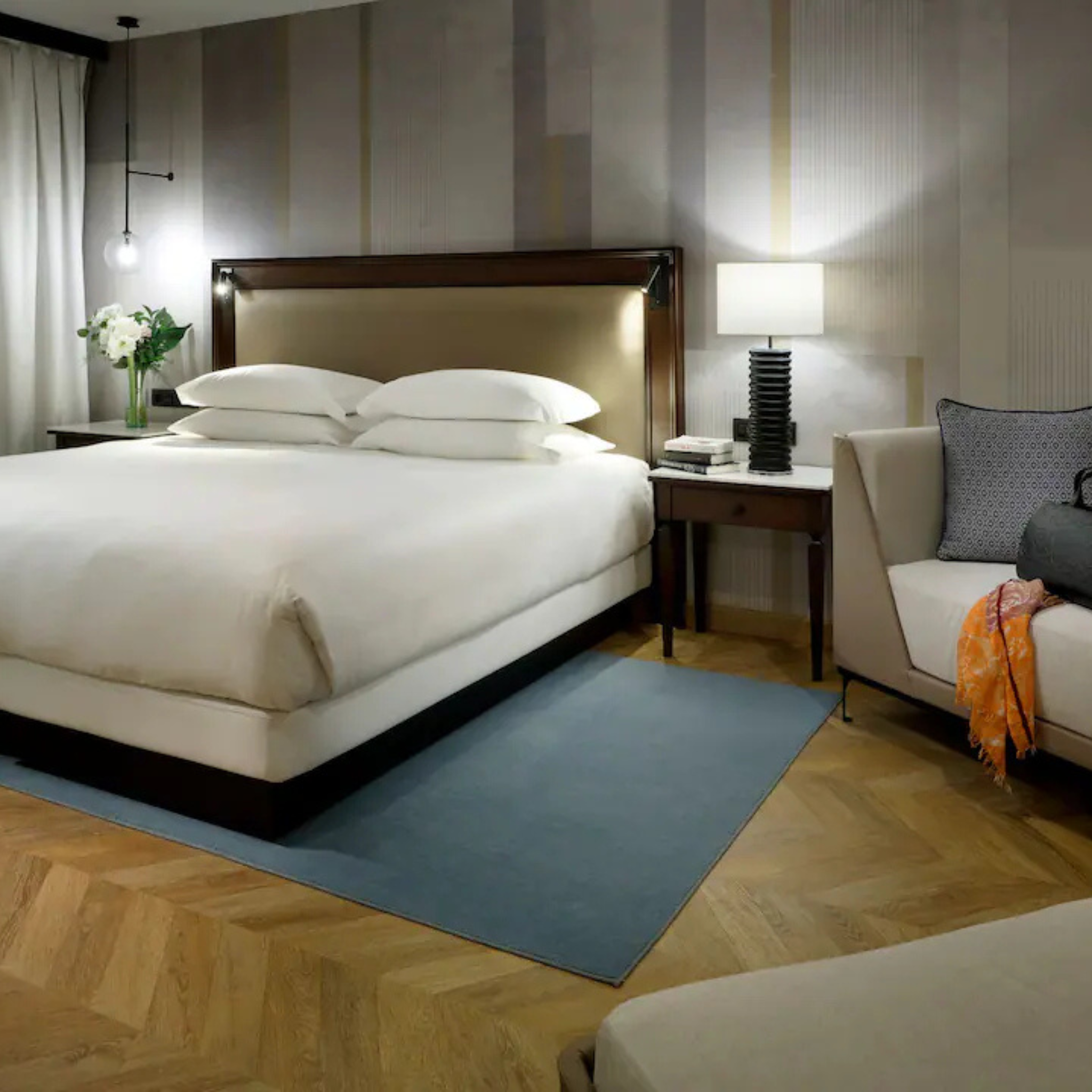 Room Premier