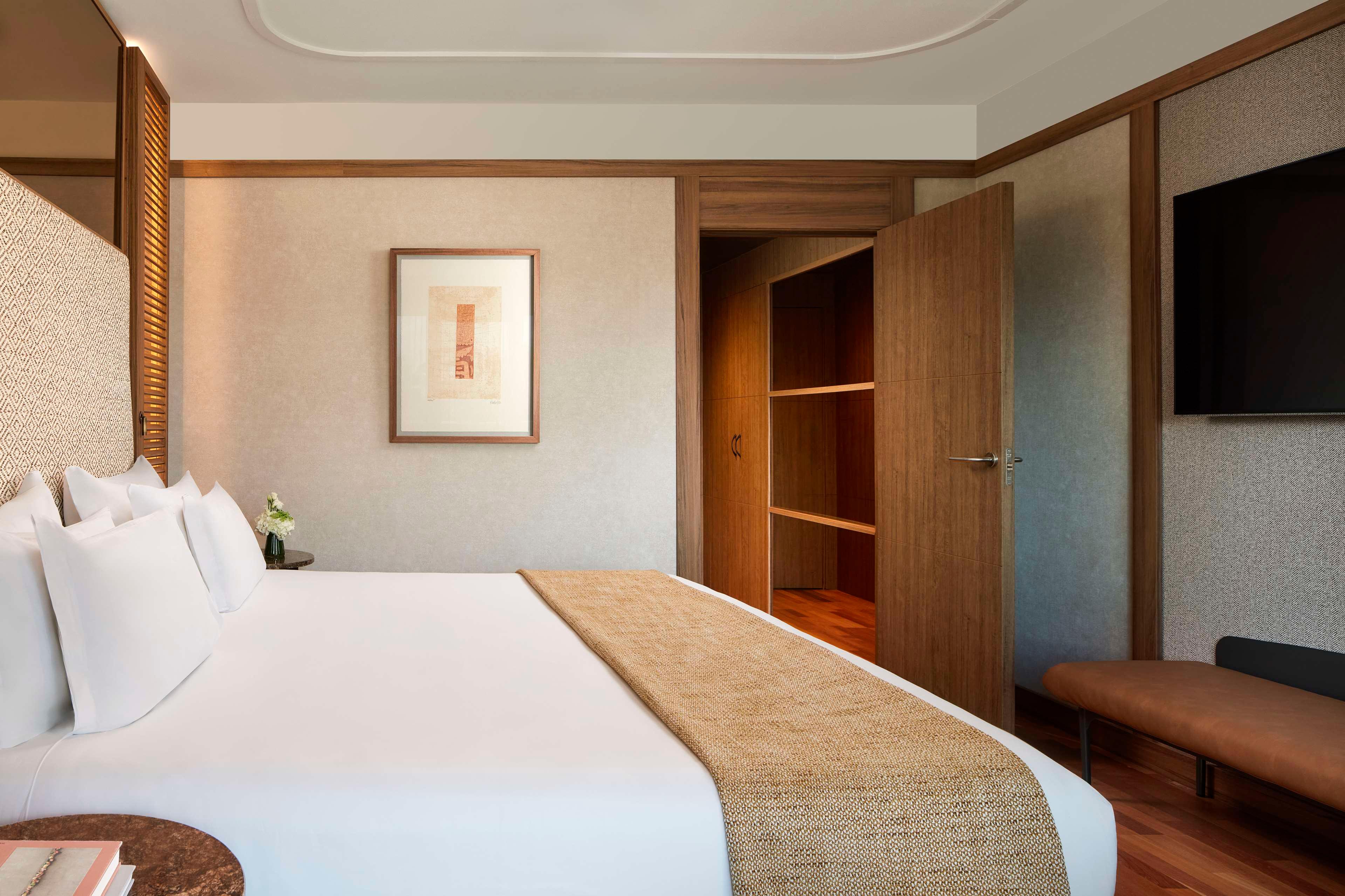 Family Room Capacity 4