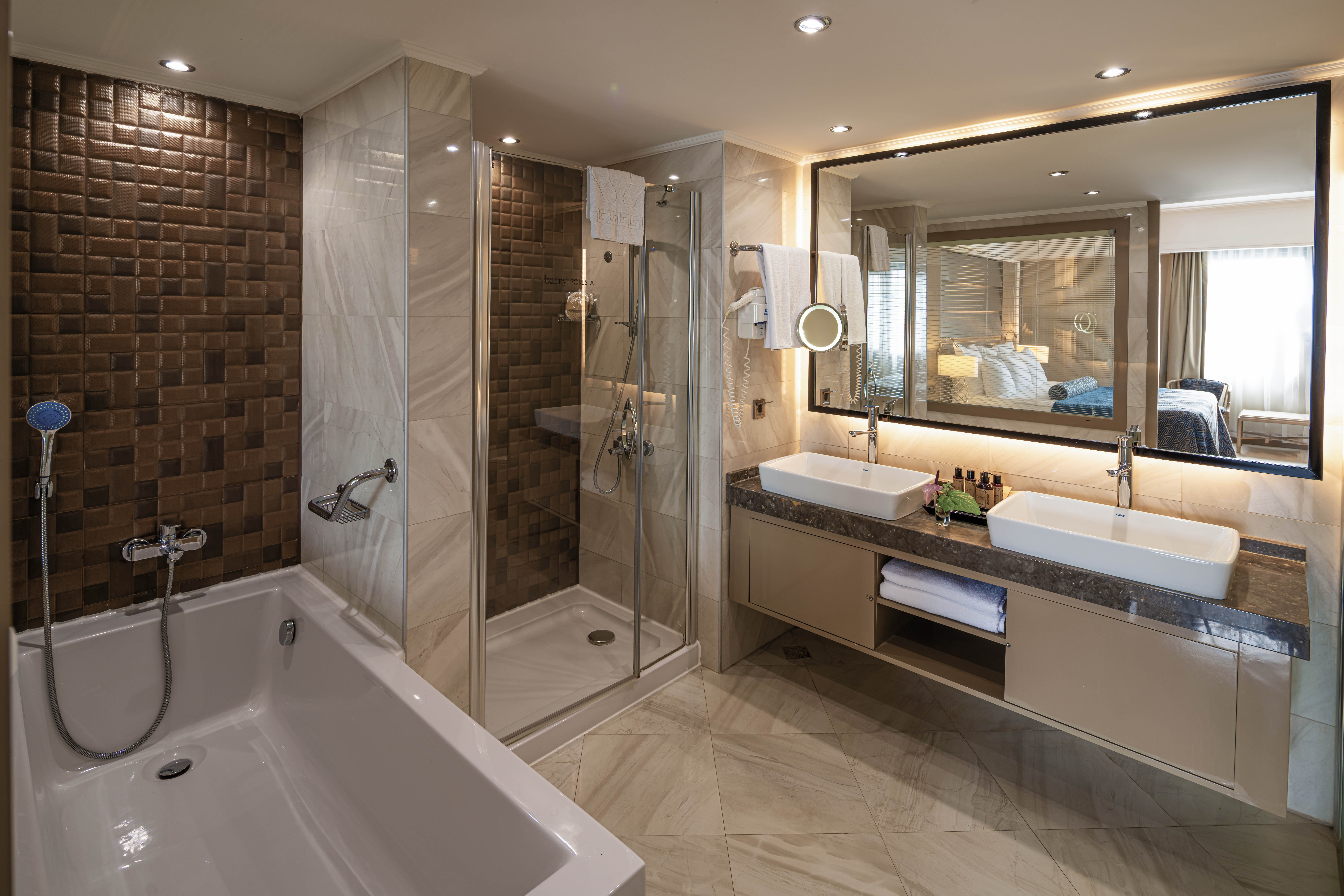 Family Room Land View