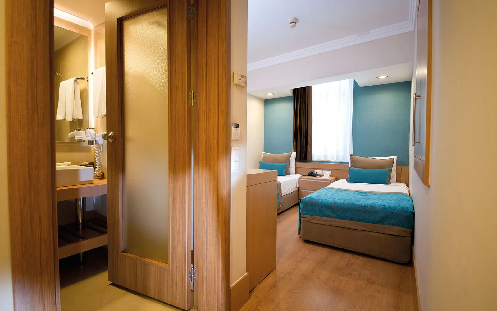 Family Room Garden View