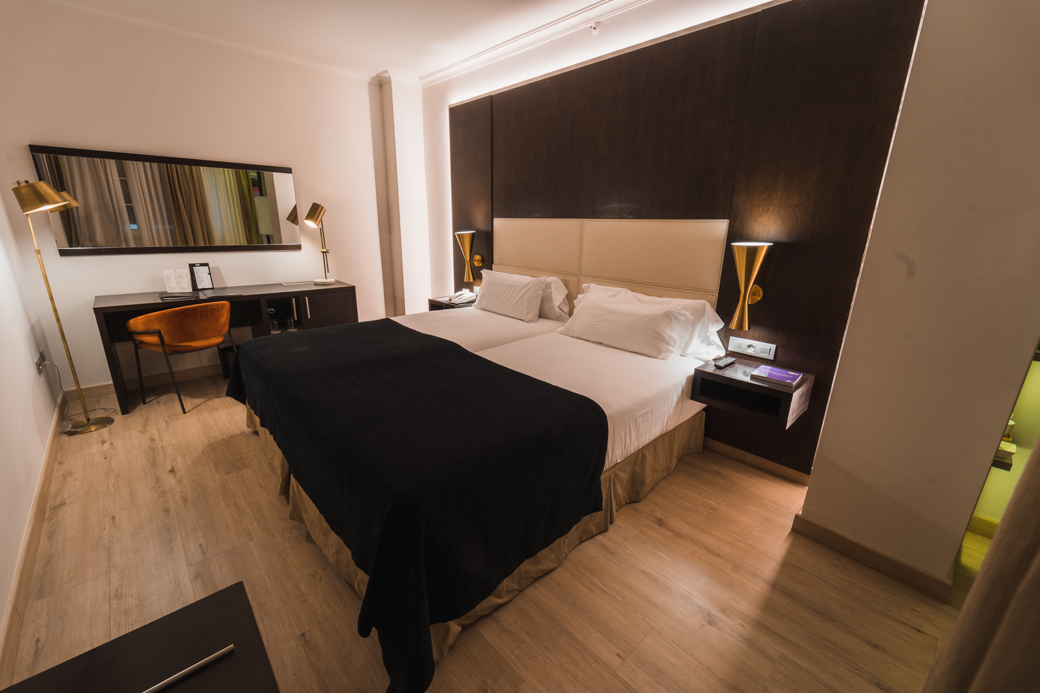 Double or Twin Superior