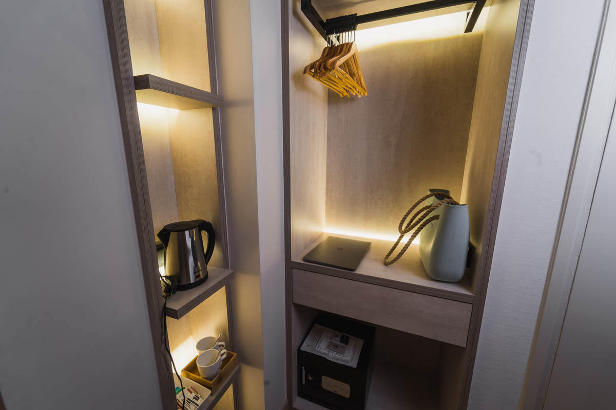 Double Single Superior