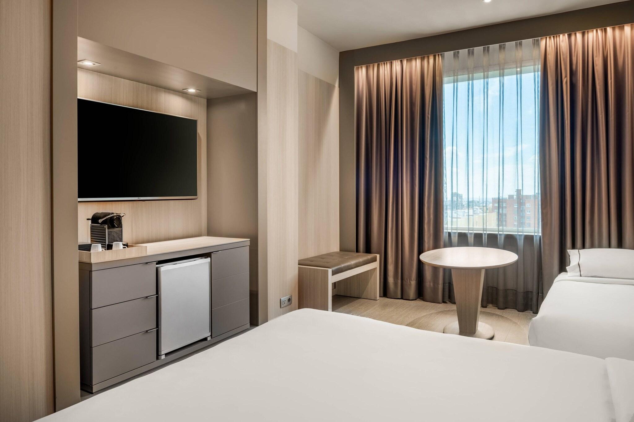 Double King Bed Non Smoking