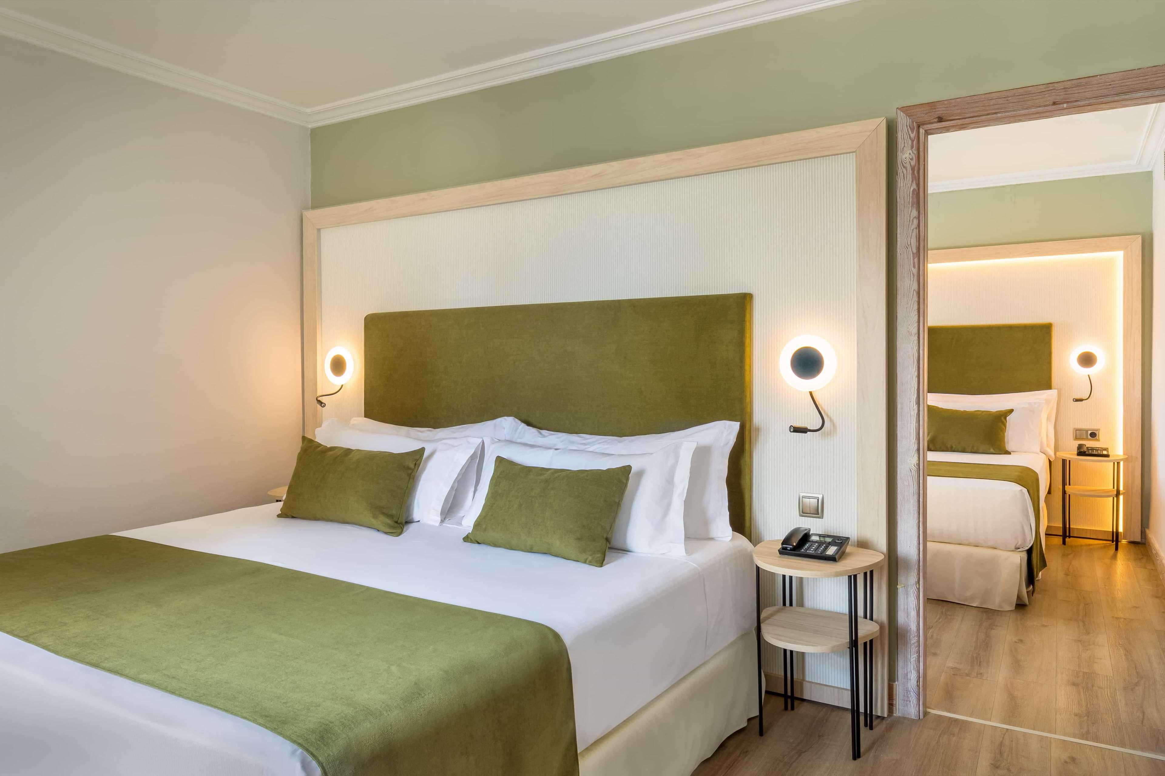 Family Room Connecting Room