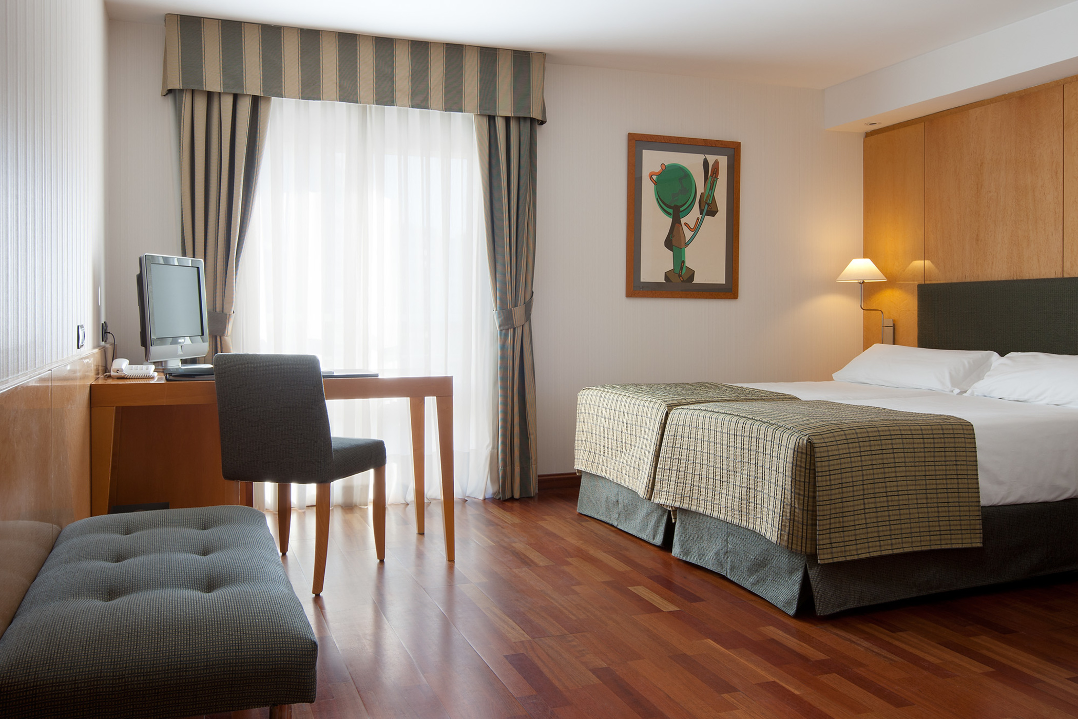 Double Single Superior