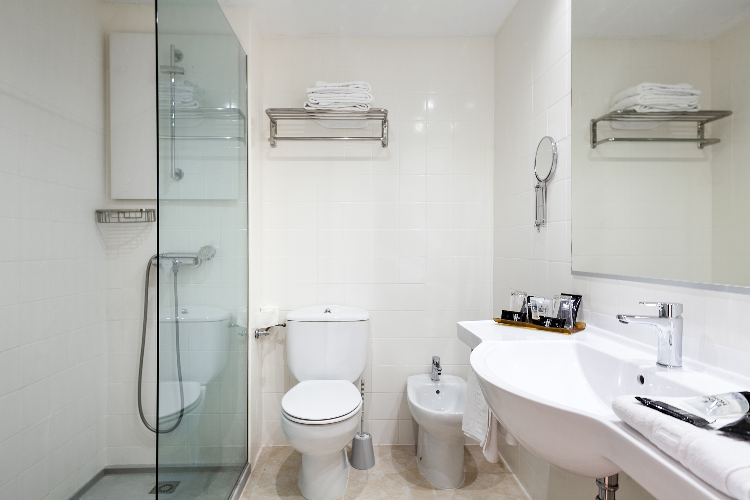 Double or Twin Standard