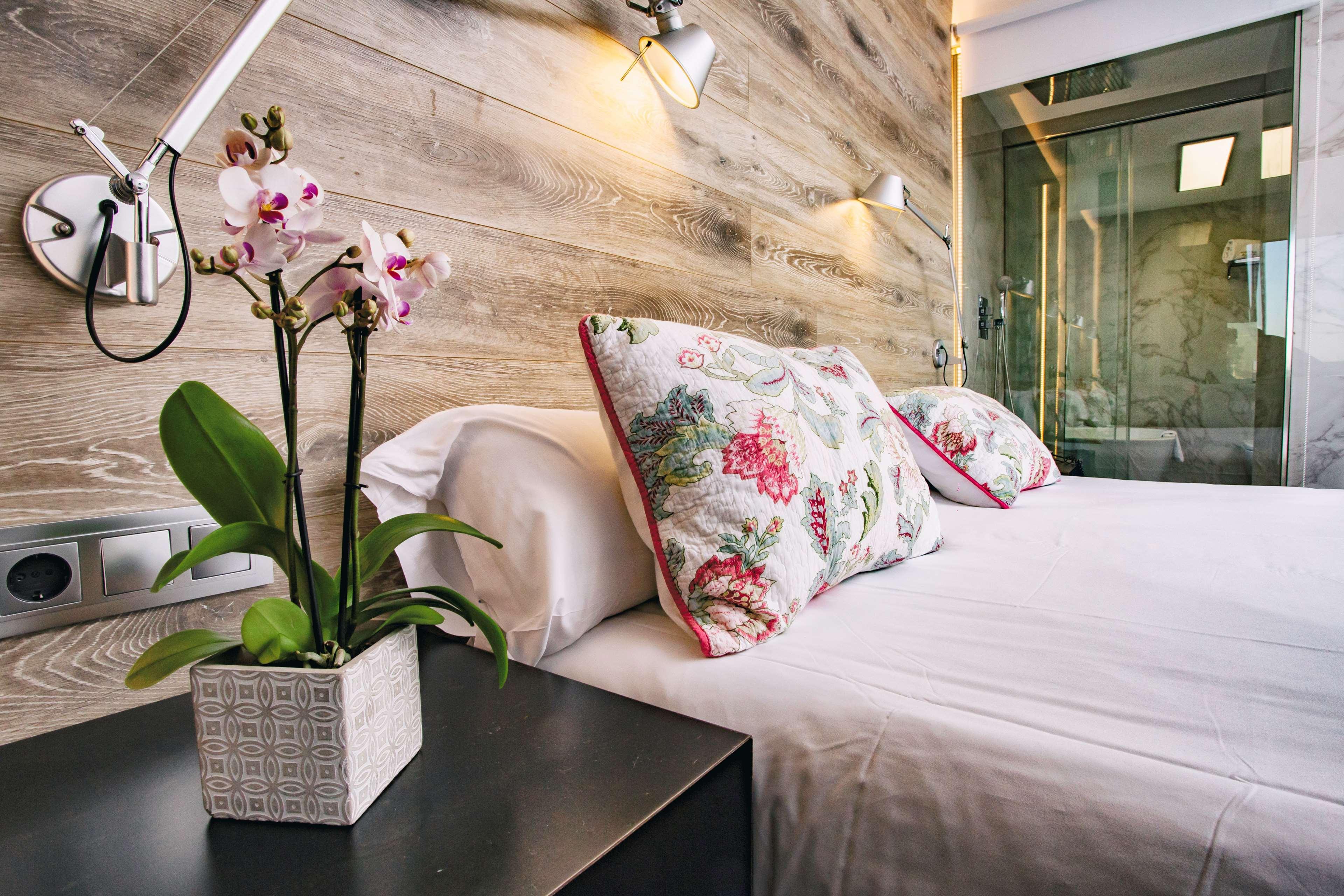 Junior Suite King Size Bed