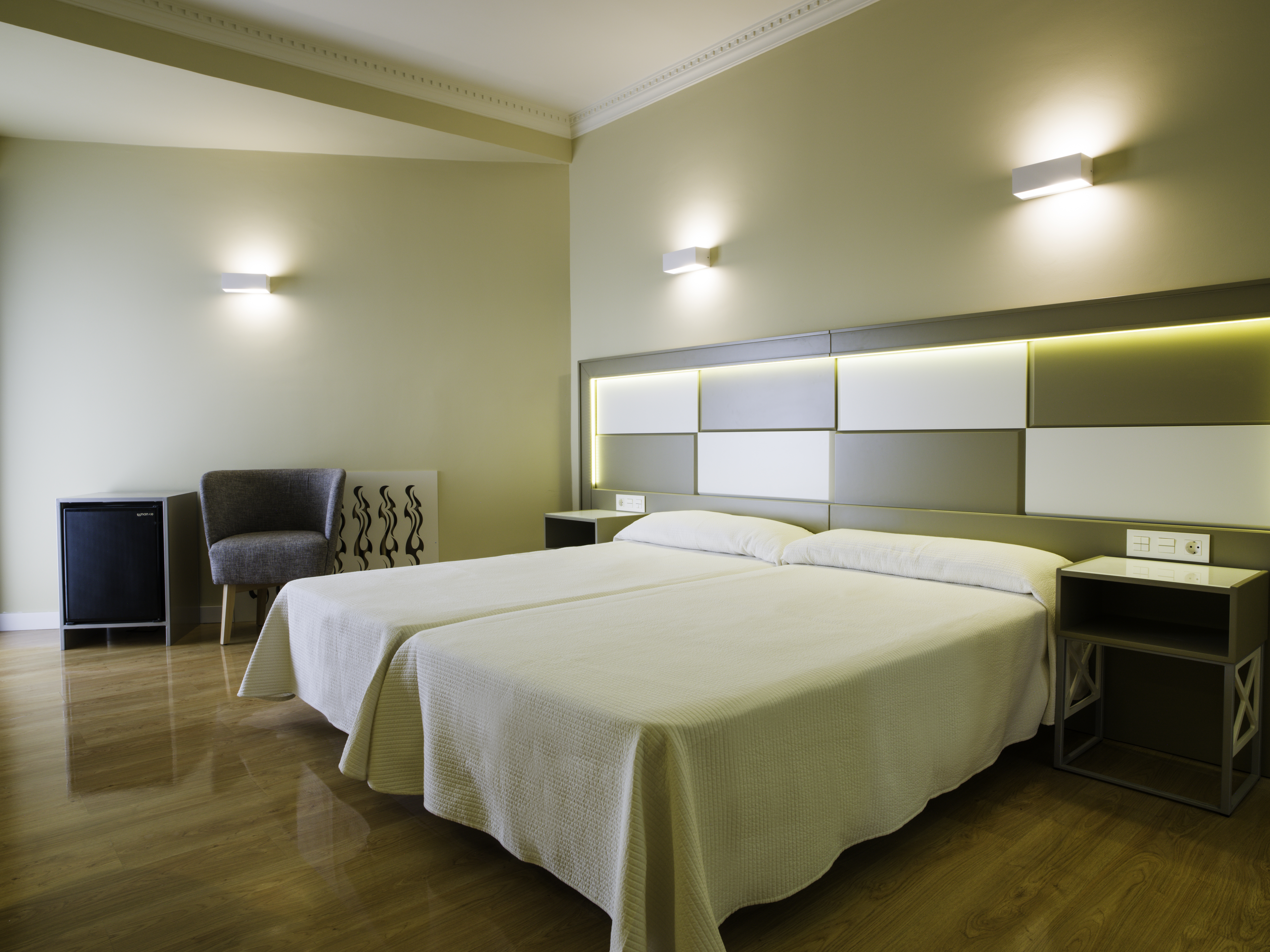 Double or Twin Standard