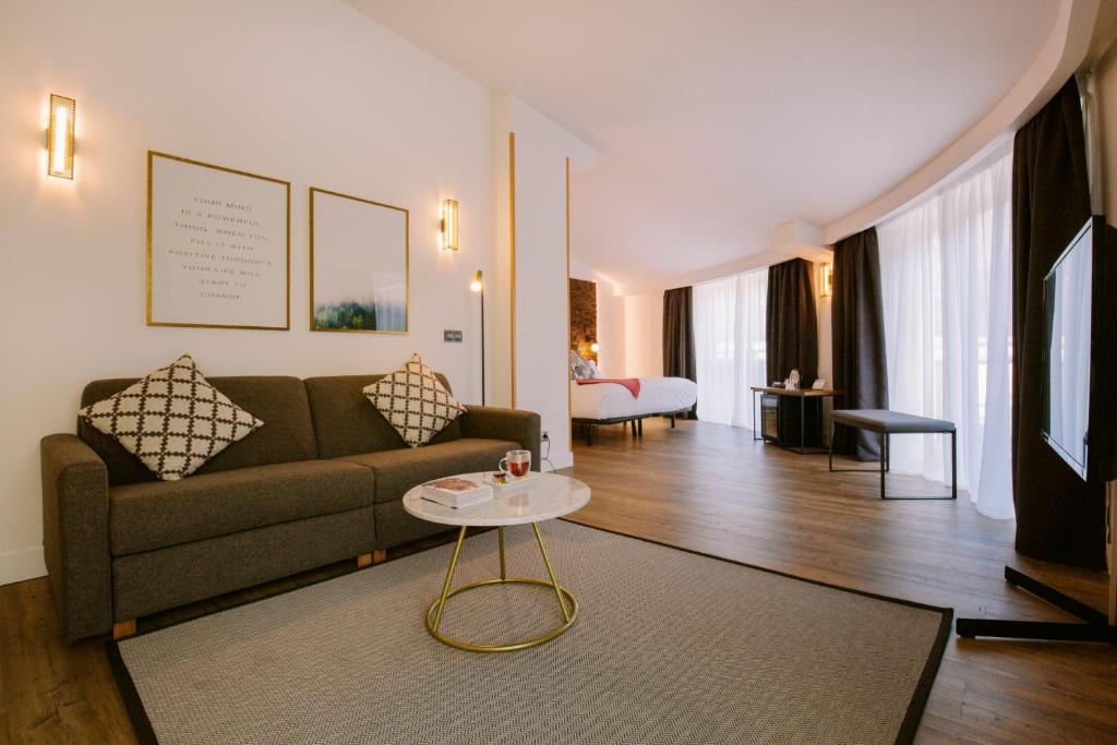 Junior Suite Standard