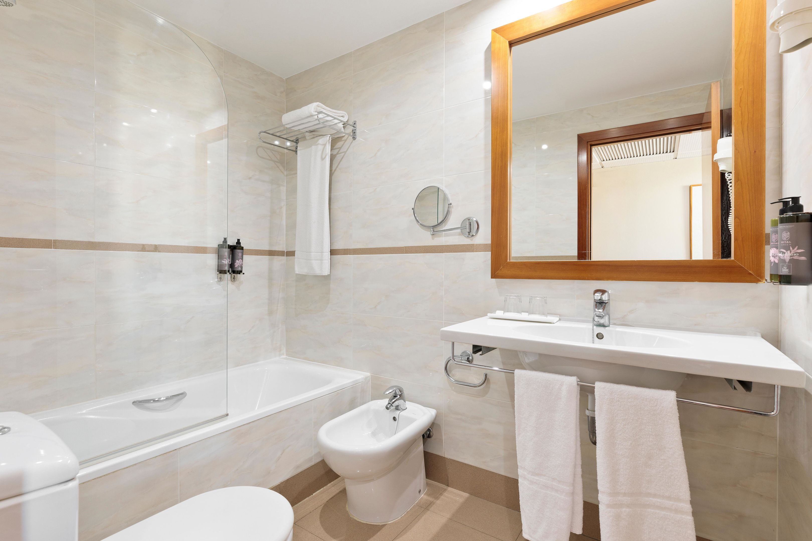 Double or Twin Capacity 1