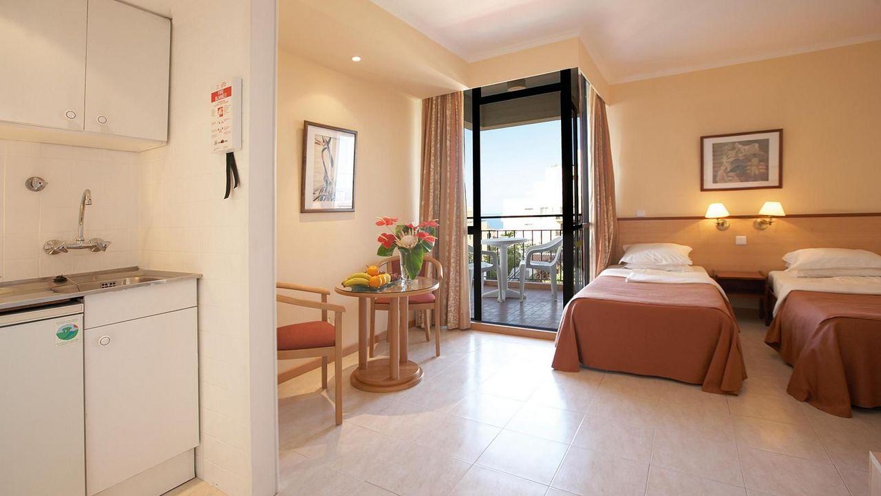 Studio Side Sea View