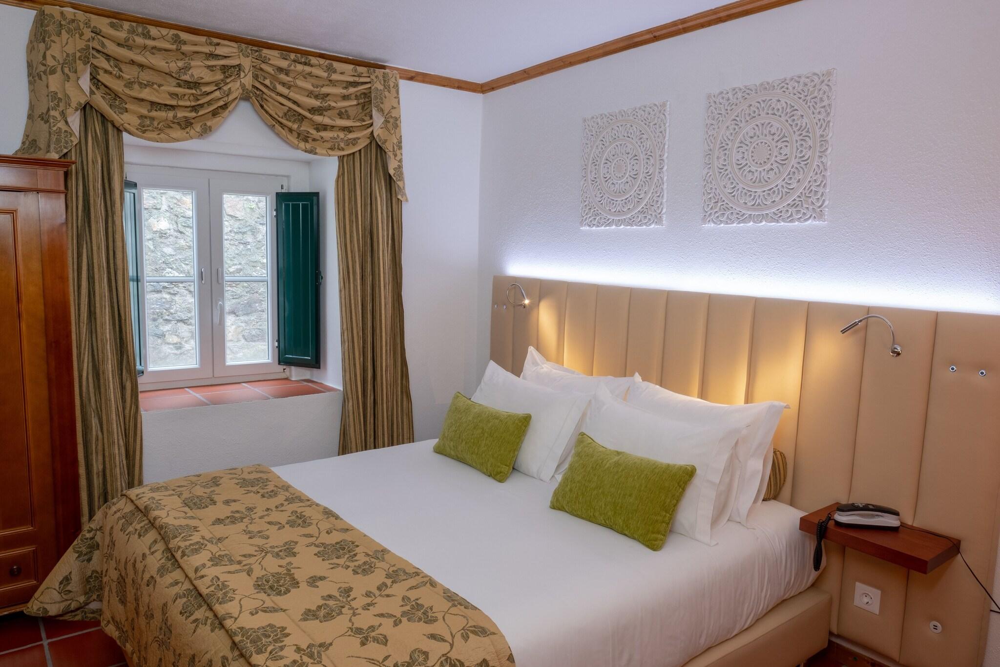 Double Superior King Bed