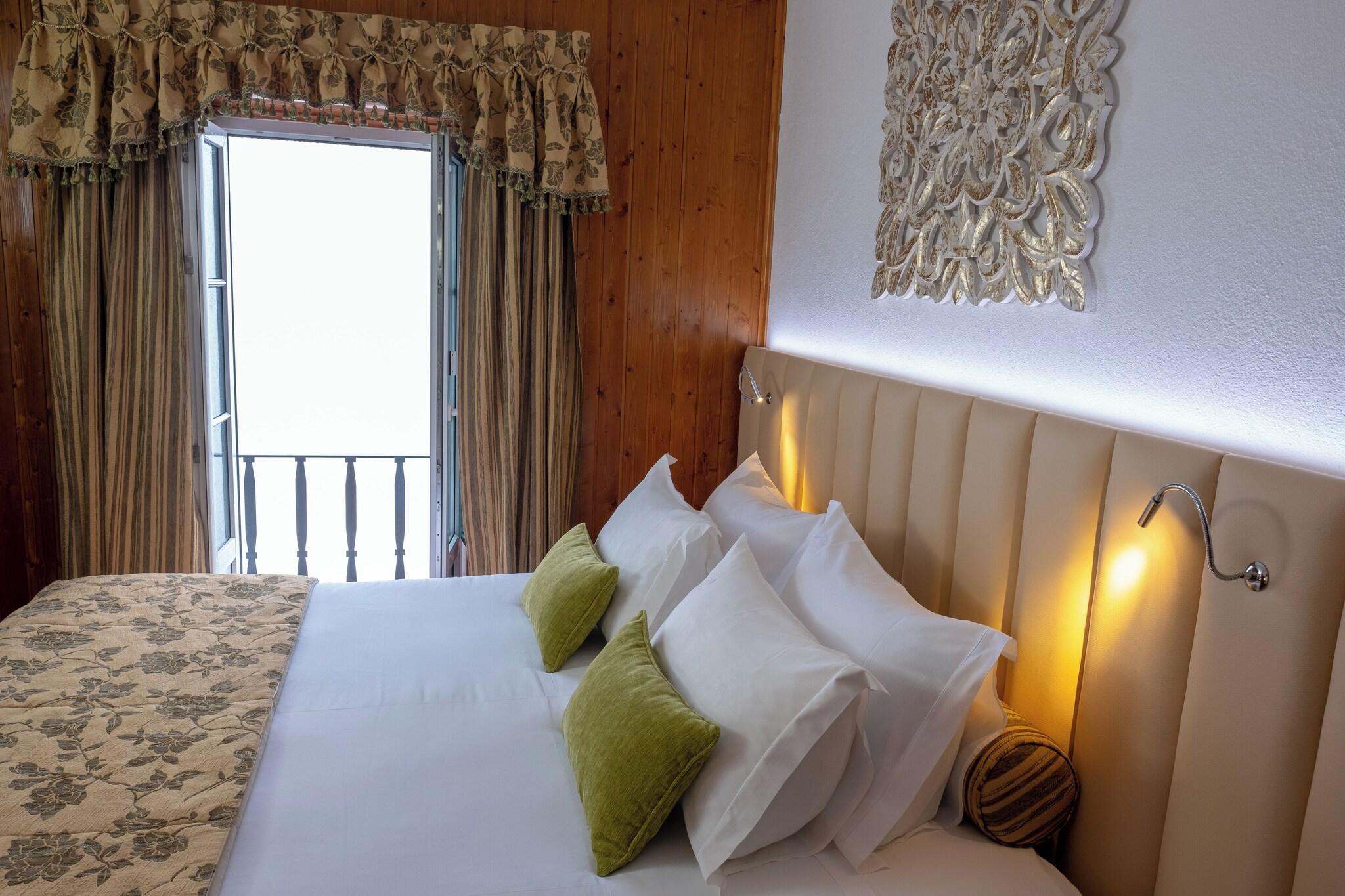 Double Superior King Bed