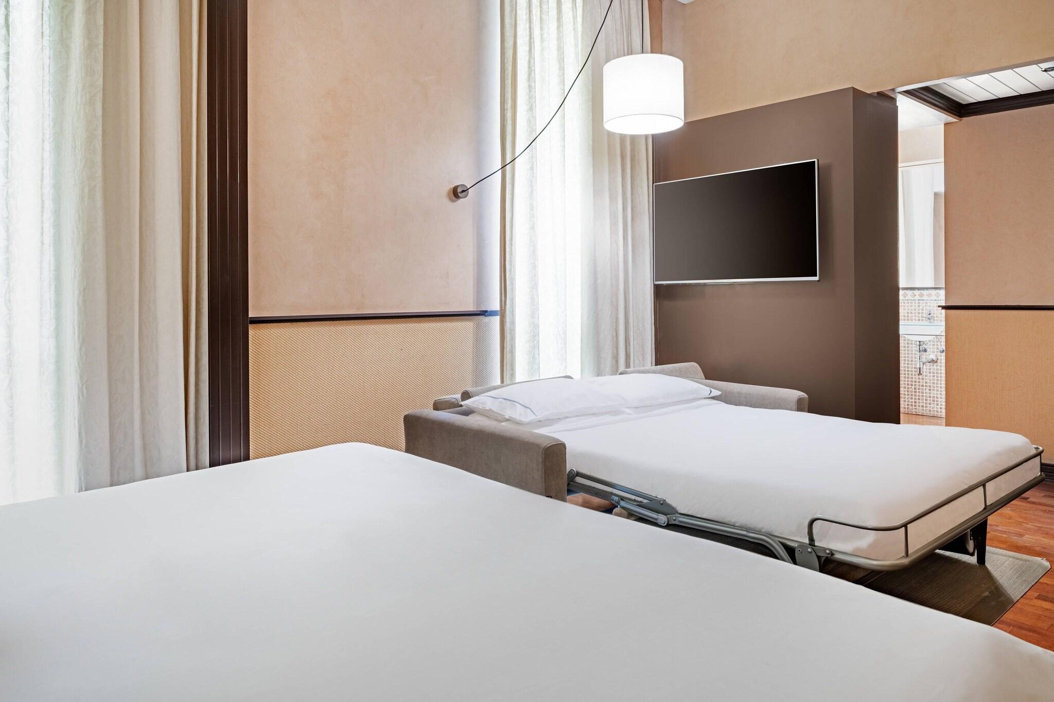 Family Room King Size Bed