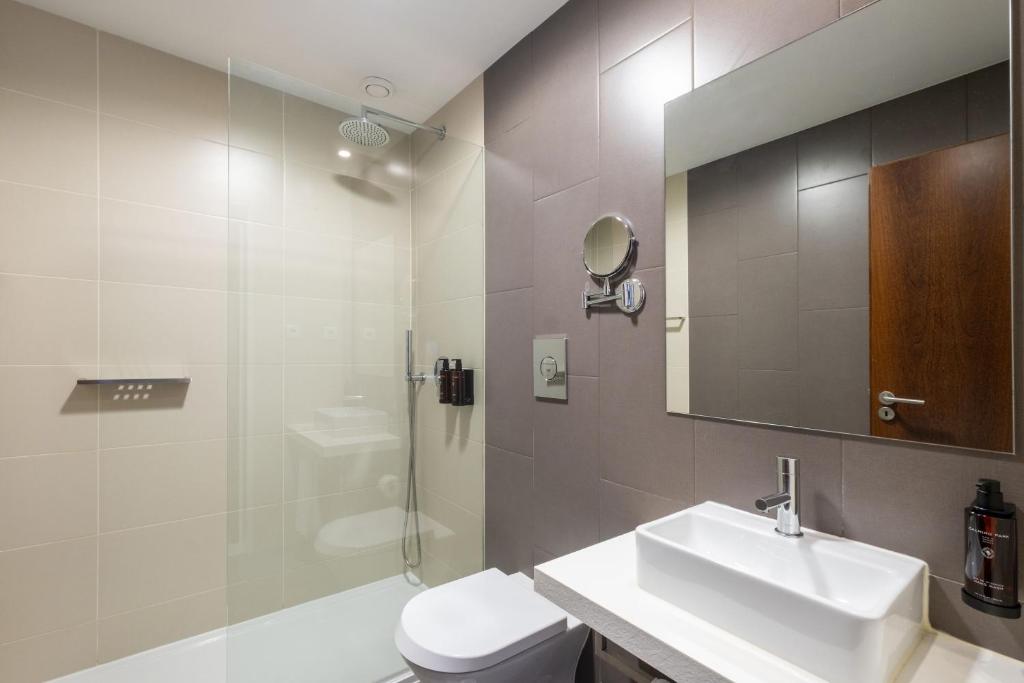 Double or Twin Capacity 3