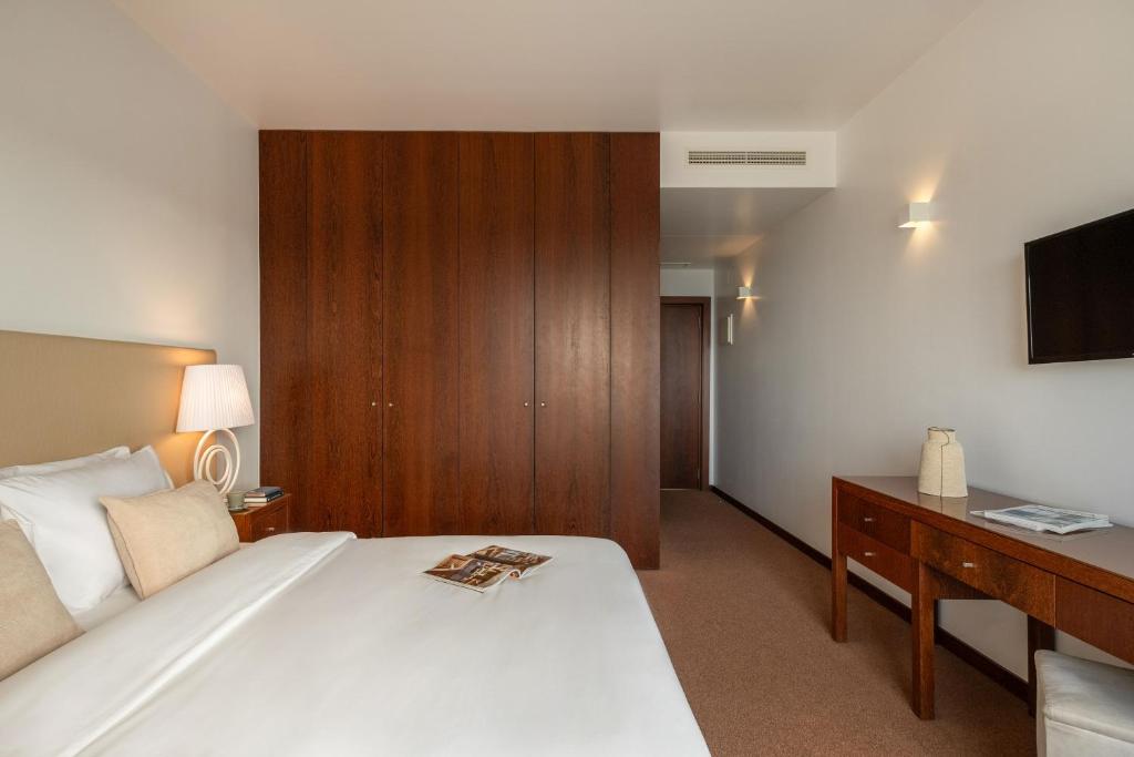 Double Superior with Balcony