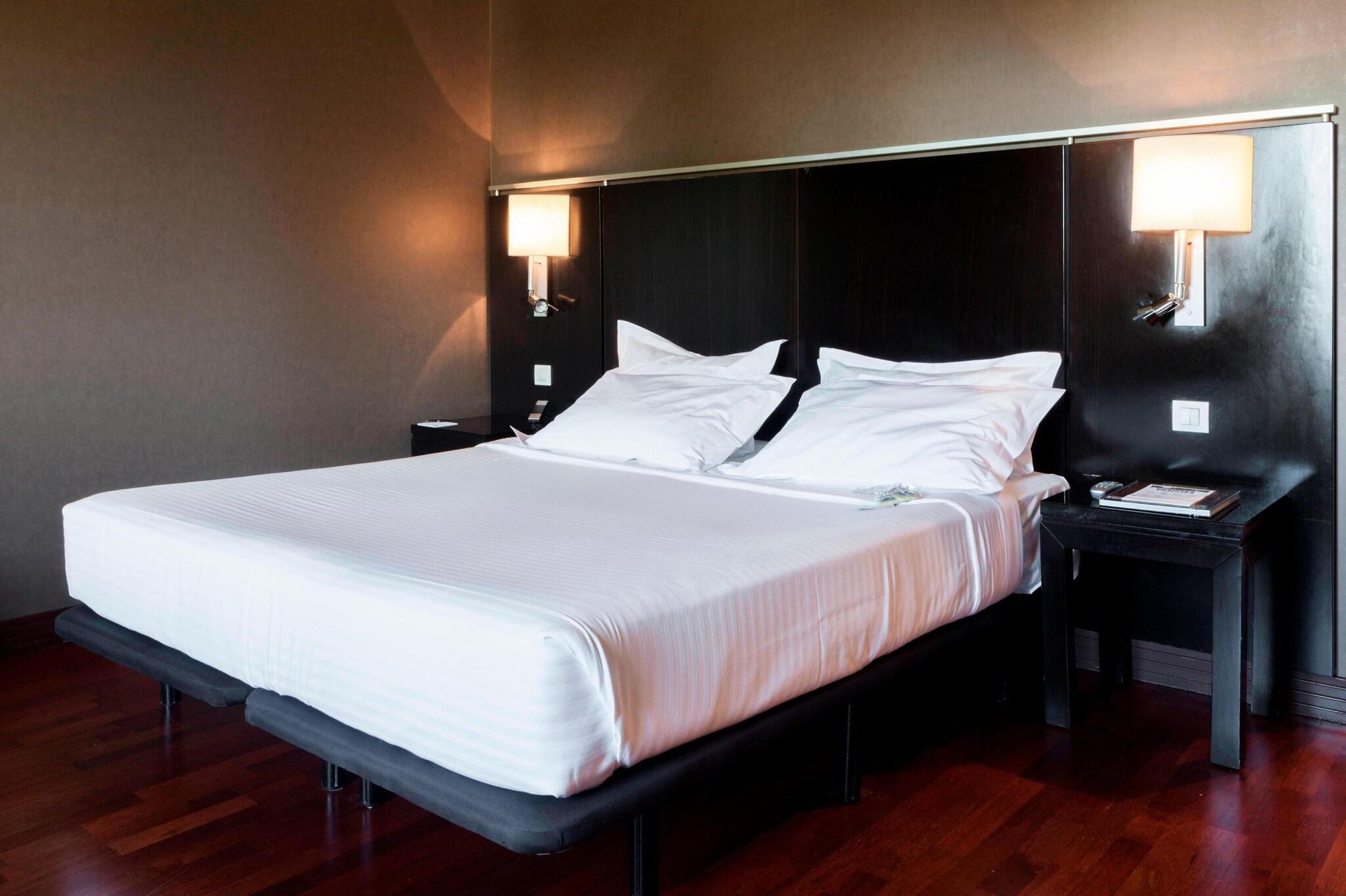 Double Superior King Bed