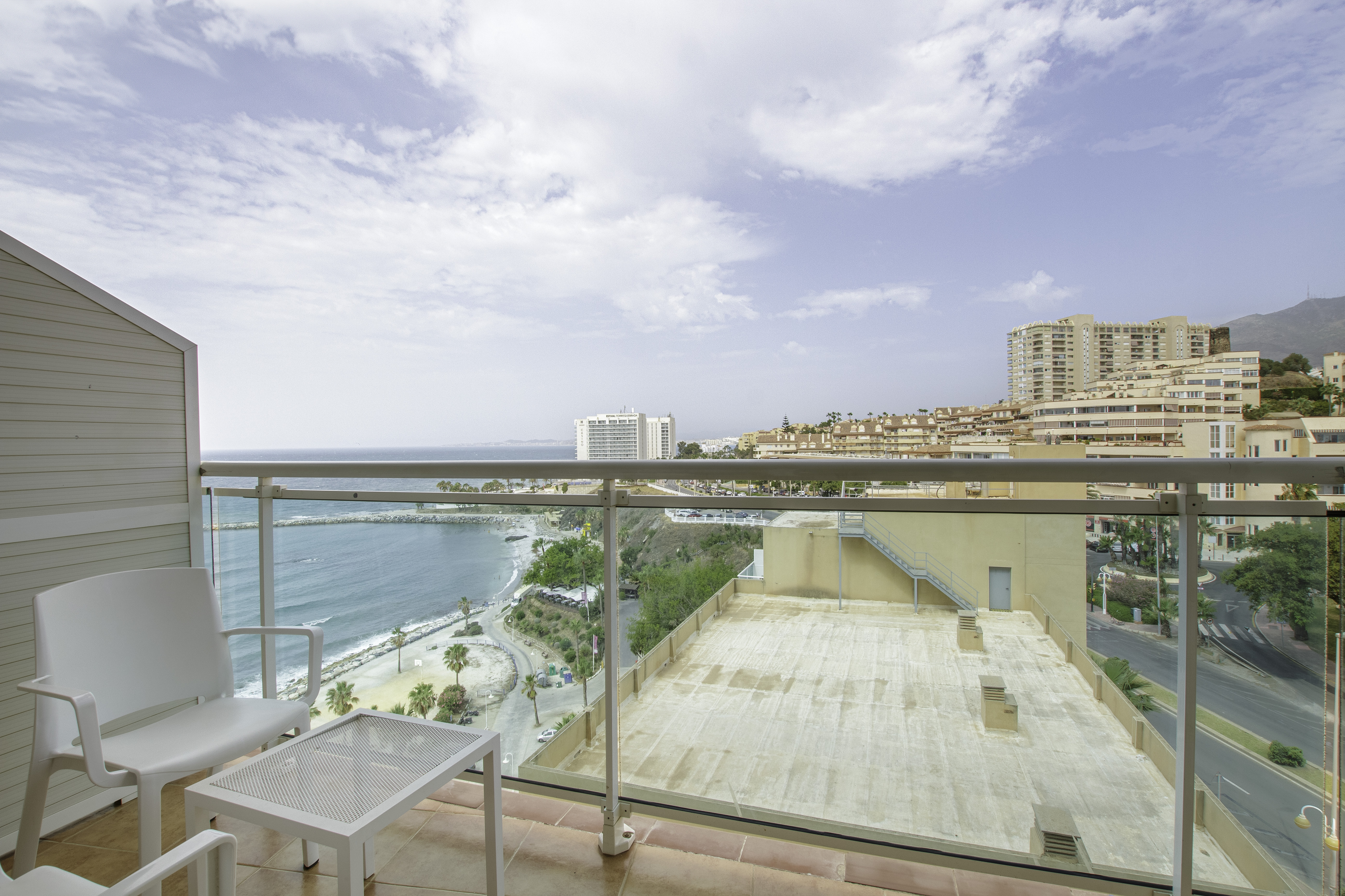 Double or Twin Superior Side Sea View