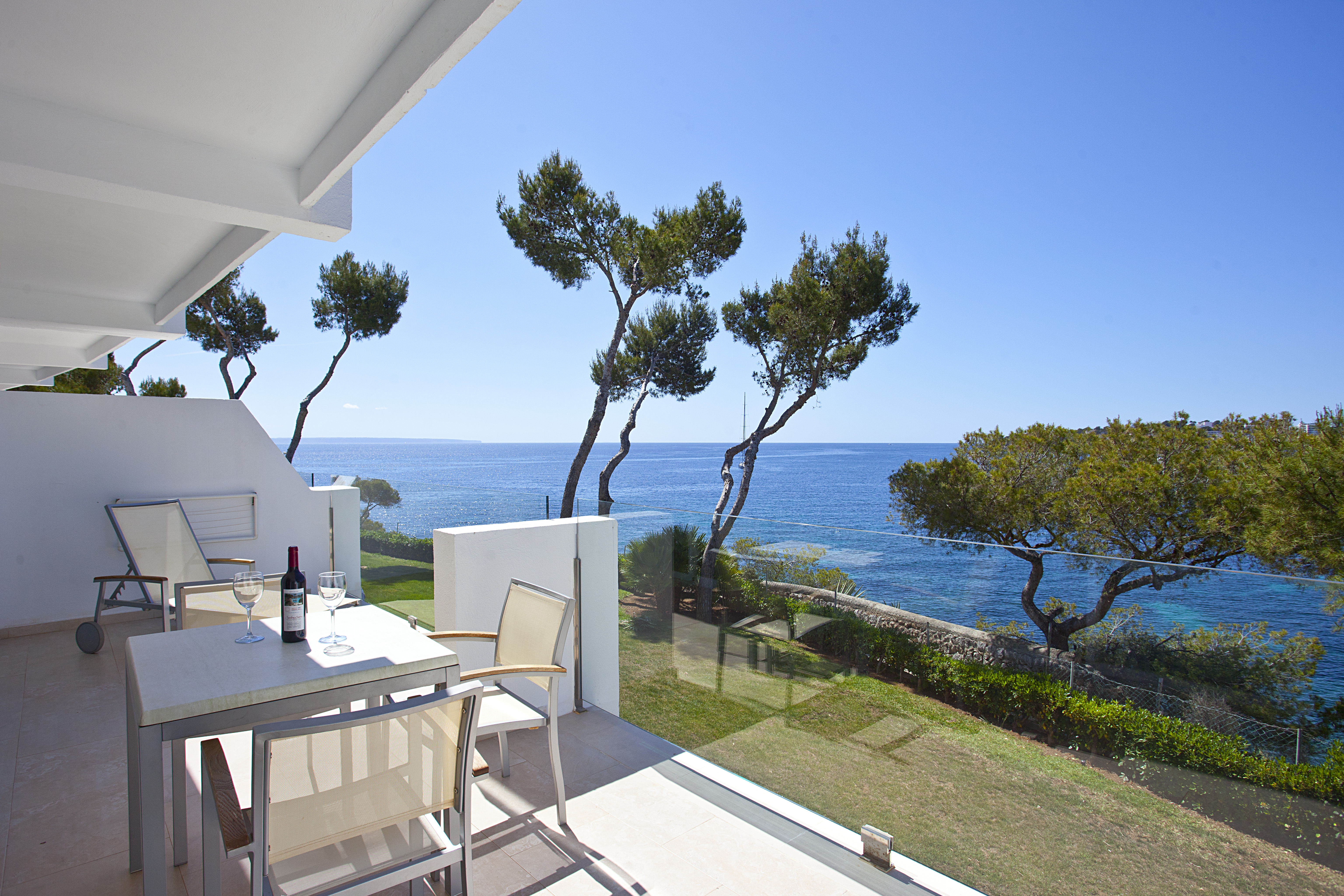 Apartment Capacity 1