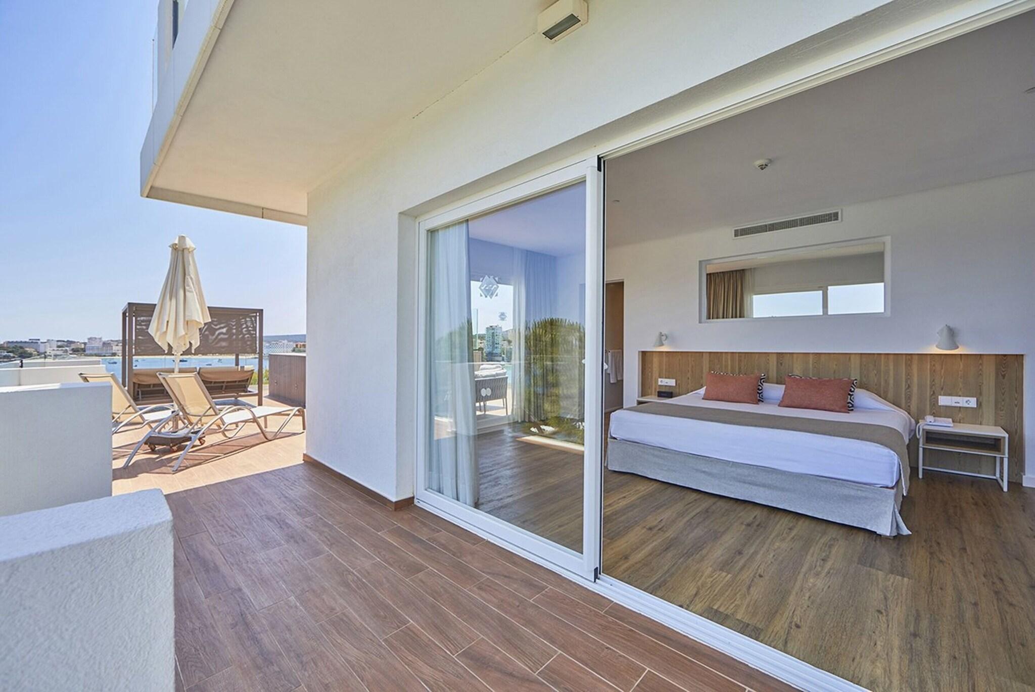 Junior Suite with Private Pool