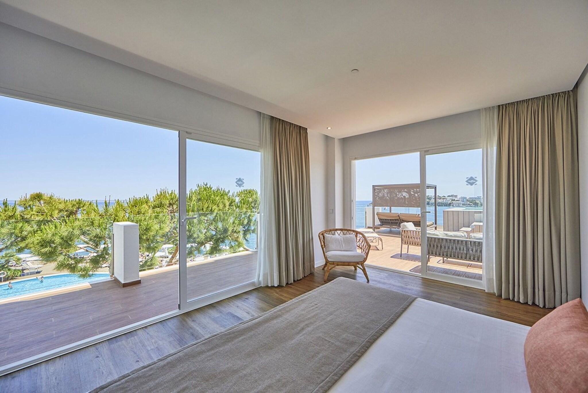 Junior Suite with Private Pool