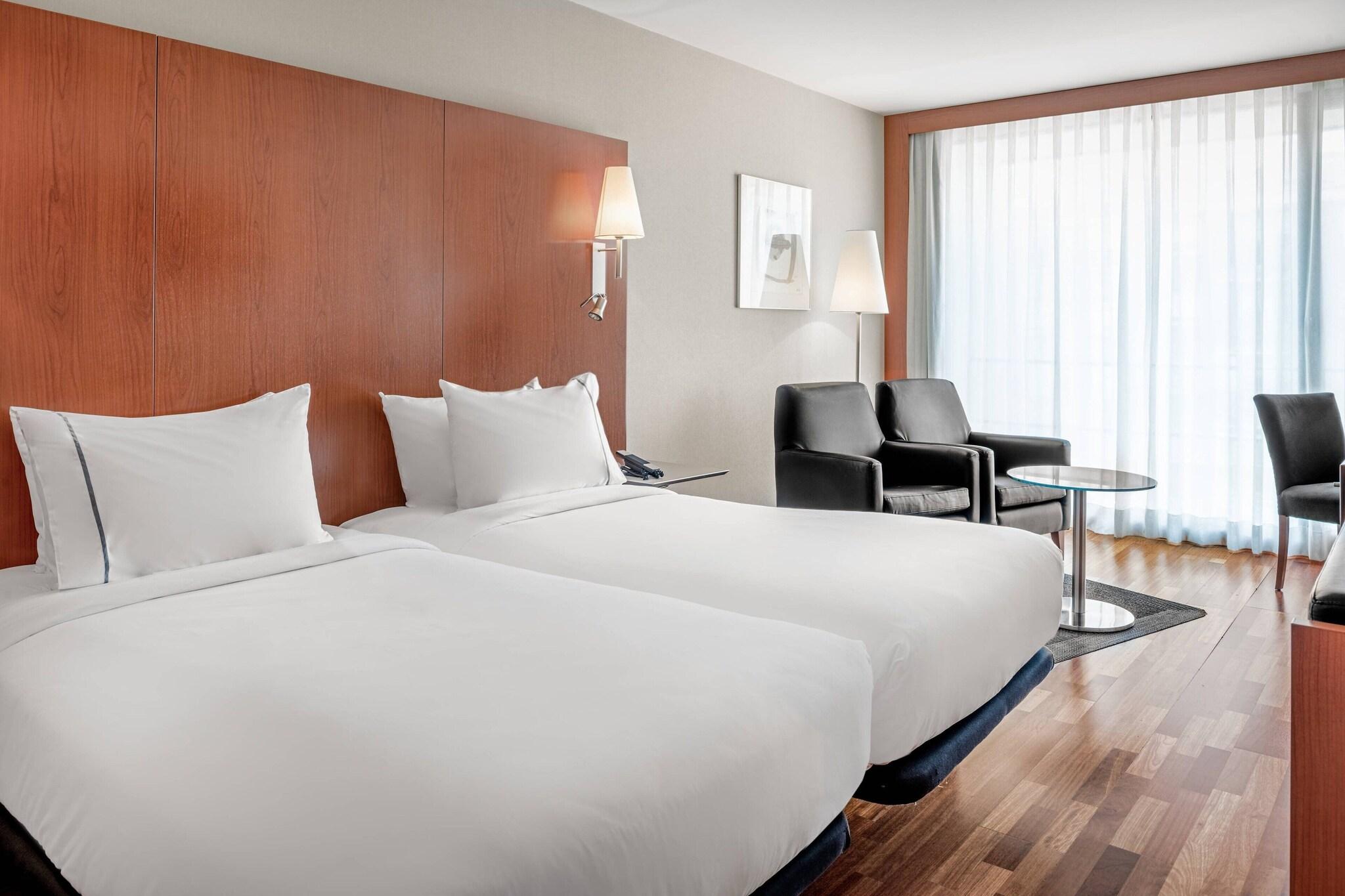 Double King Size Bed