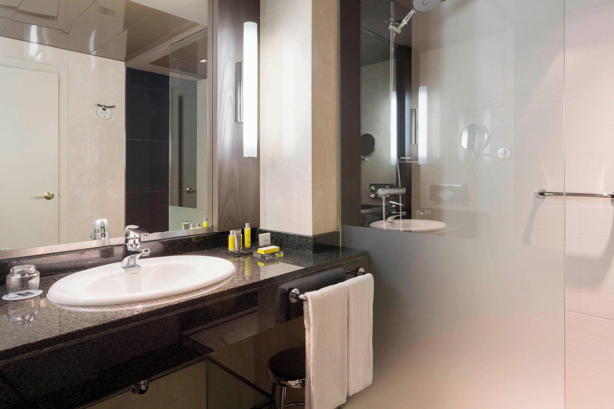 Double Executive King Bed