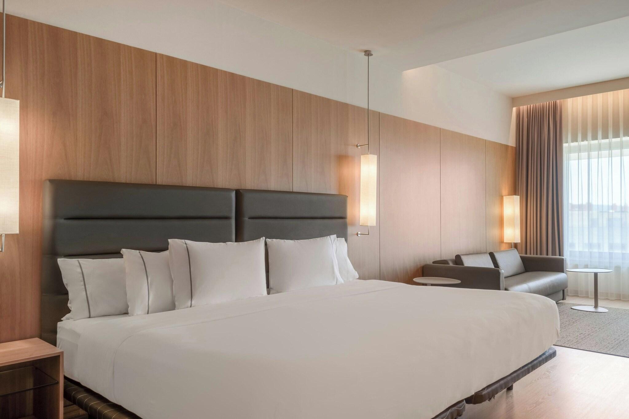 Double Superior King Bed