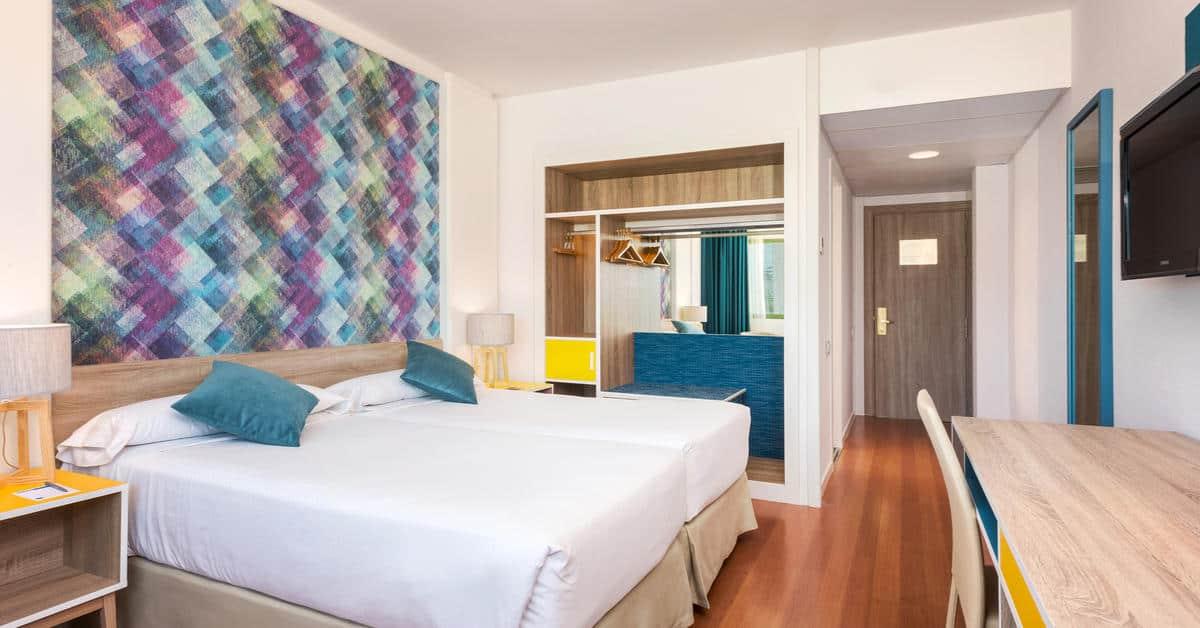 Double King Size Bed