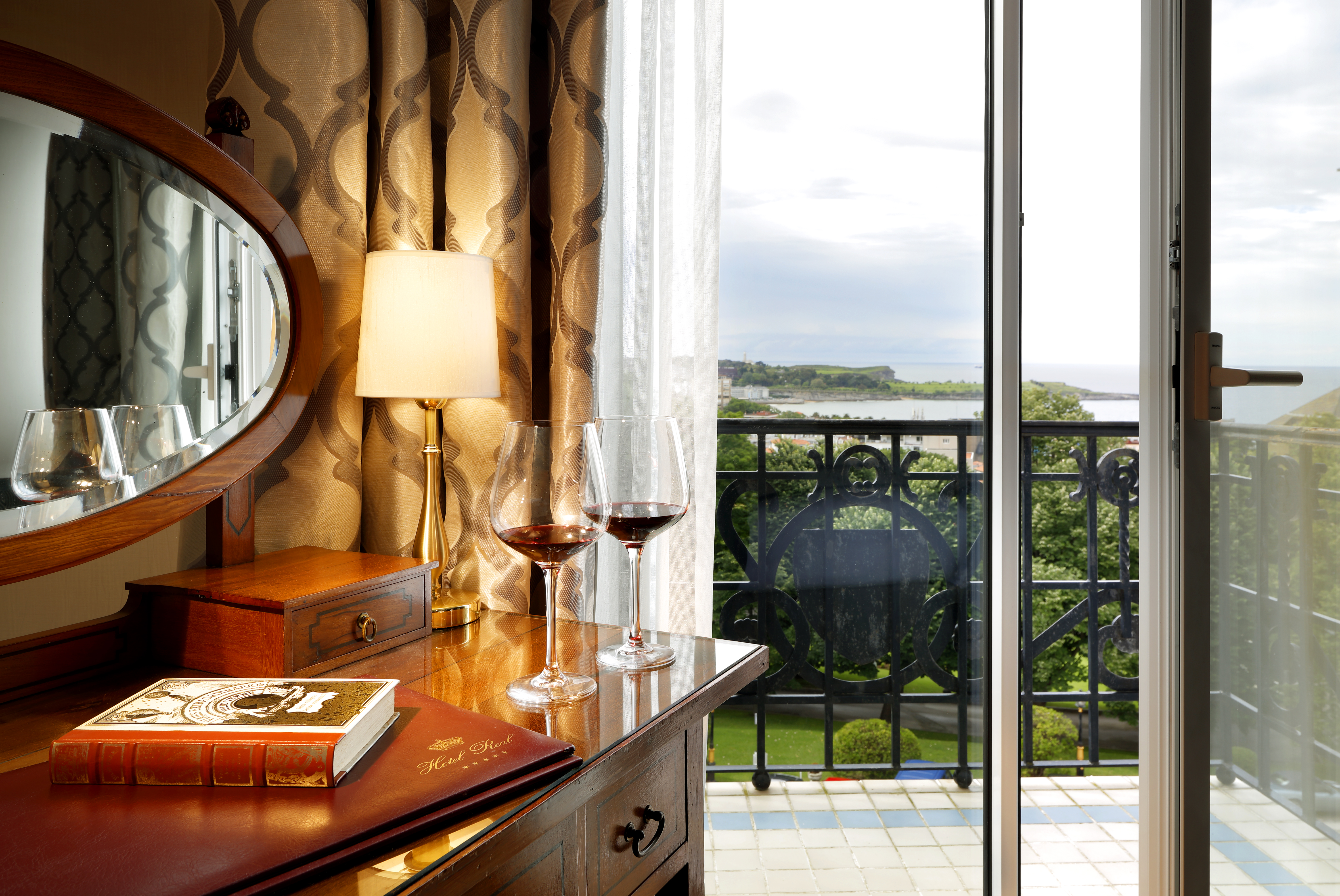 Double Single Superior Sea View