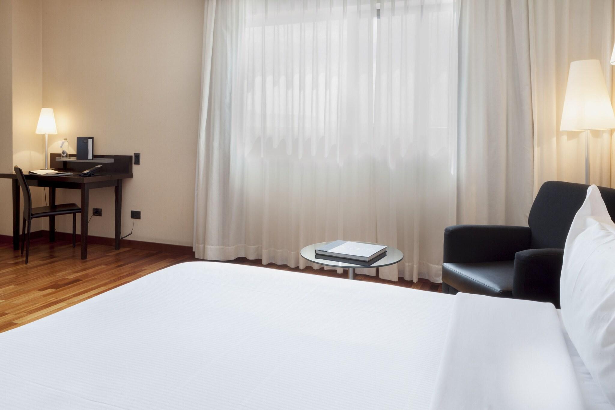 Double Superior King Bed