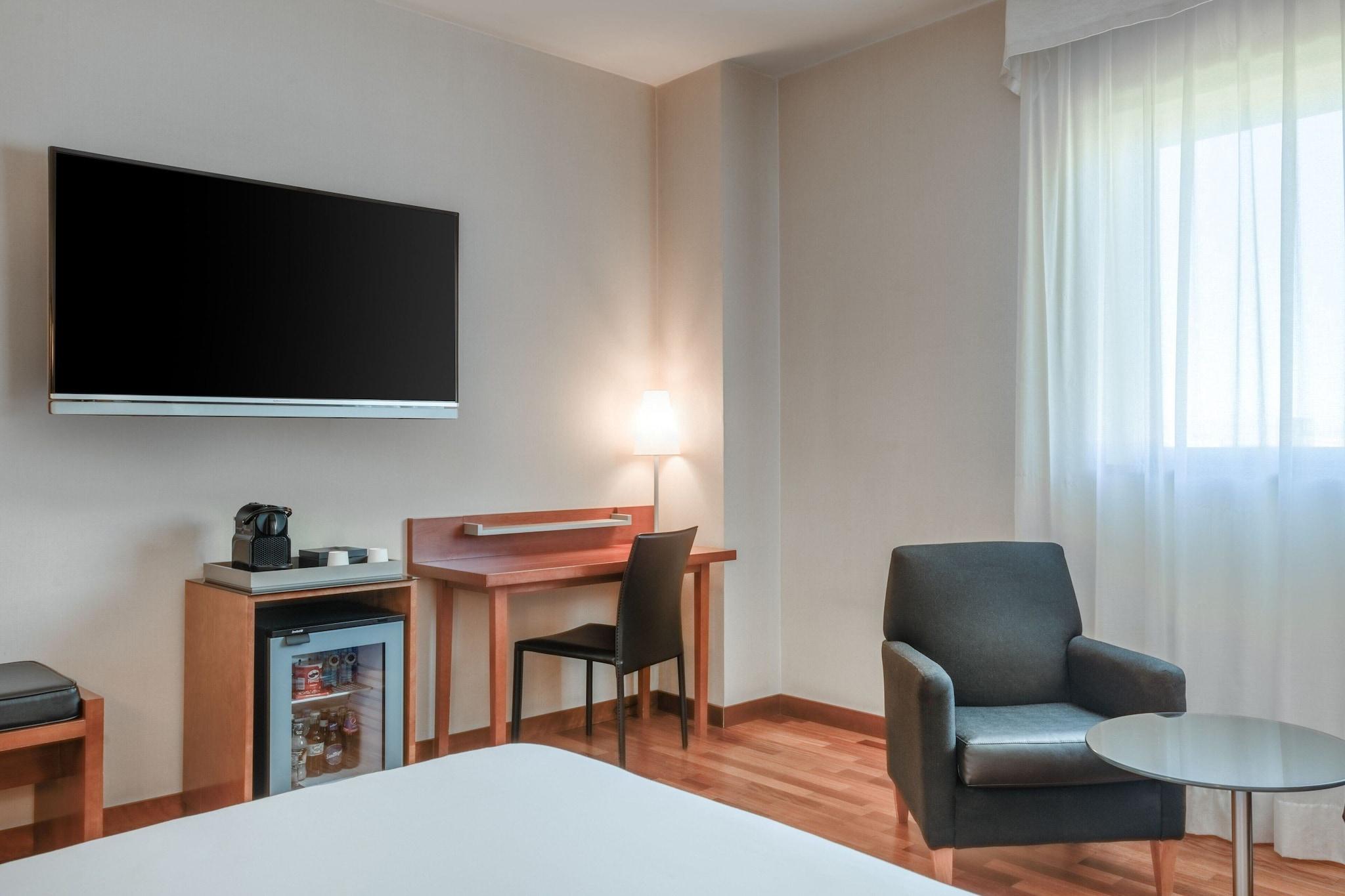 Double Superior King Bed