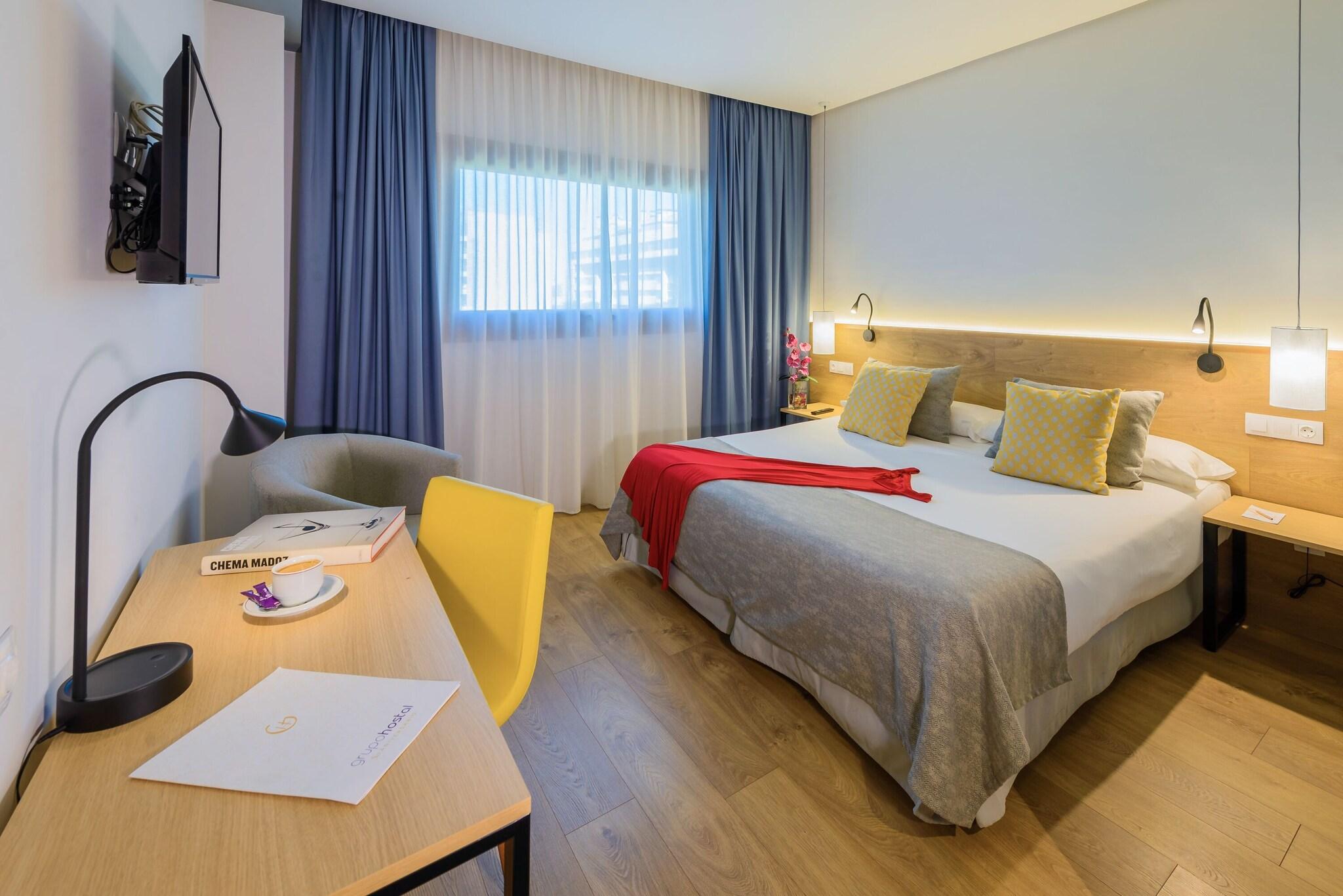 Double Queen Size Bed