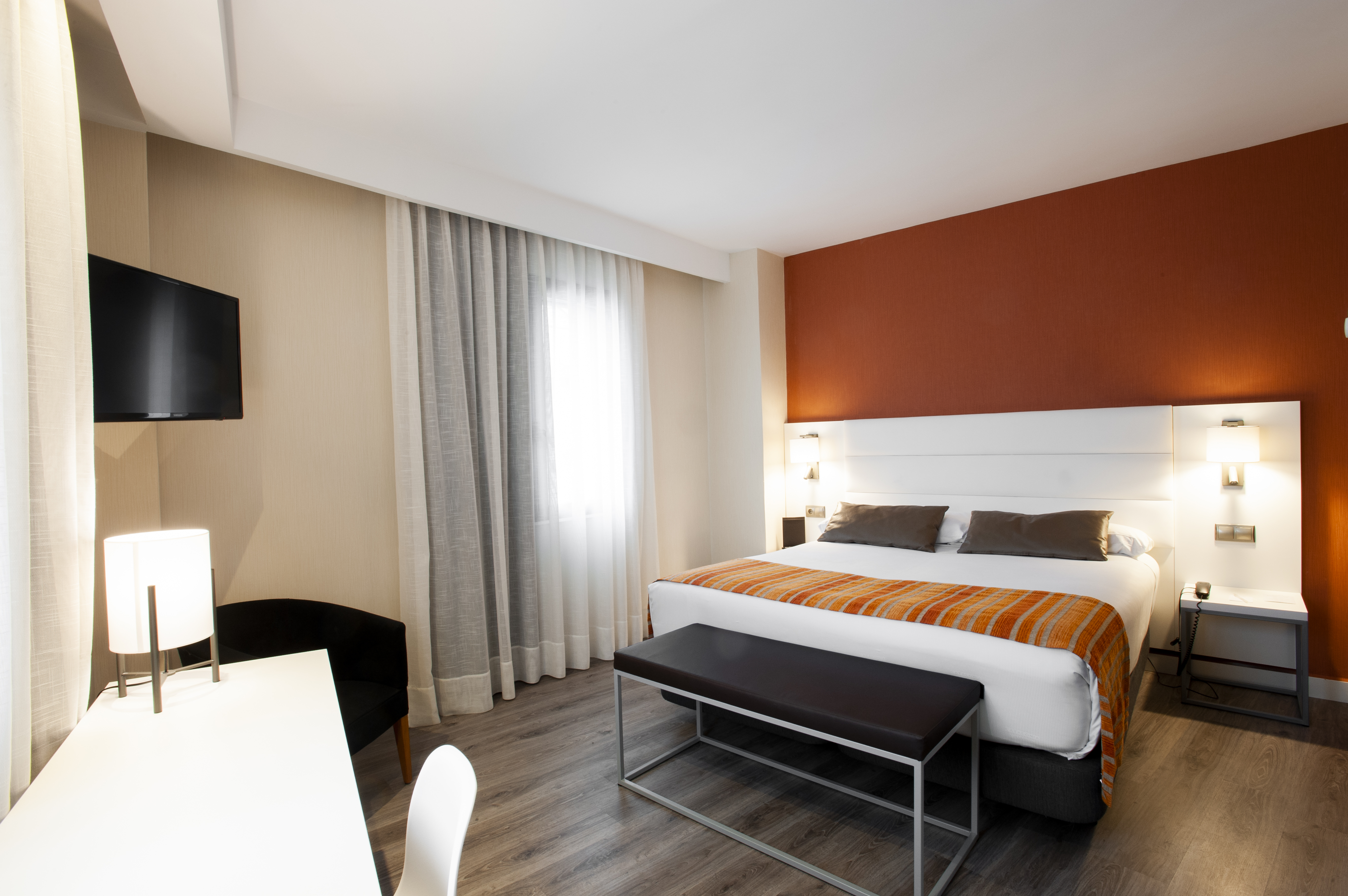 Double or Twin Standard