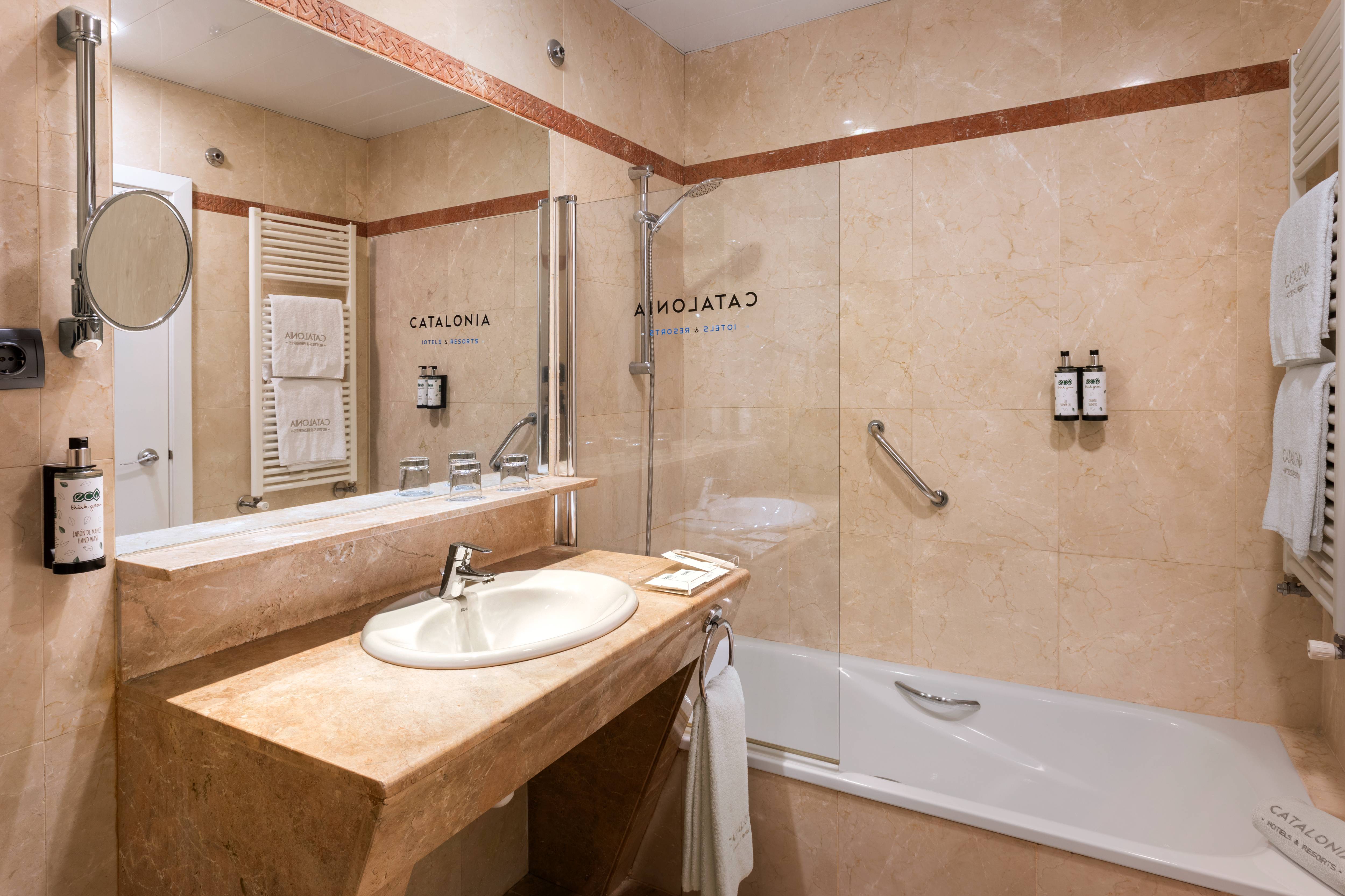 Double or Twin Standard