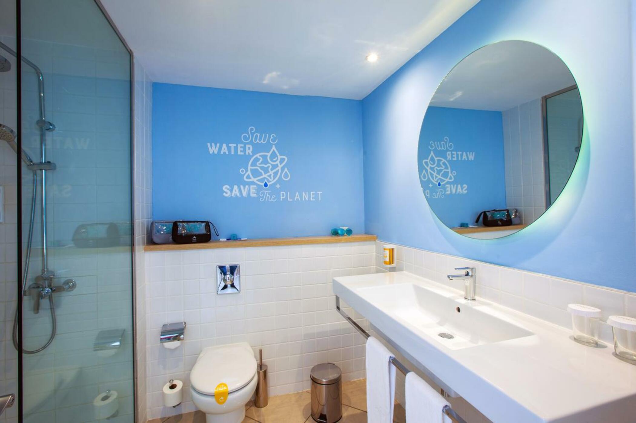 Double or Twin Deluxe