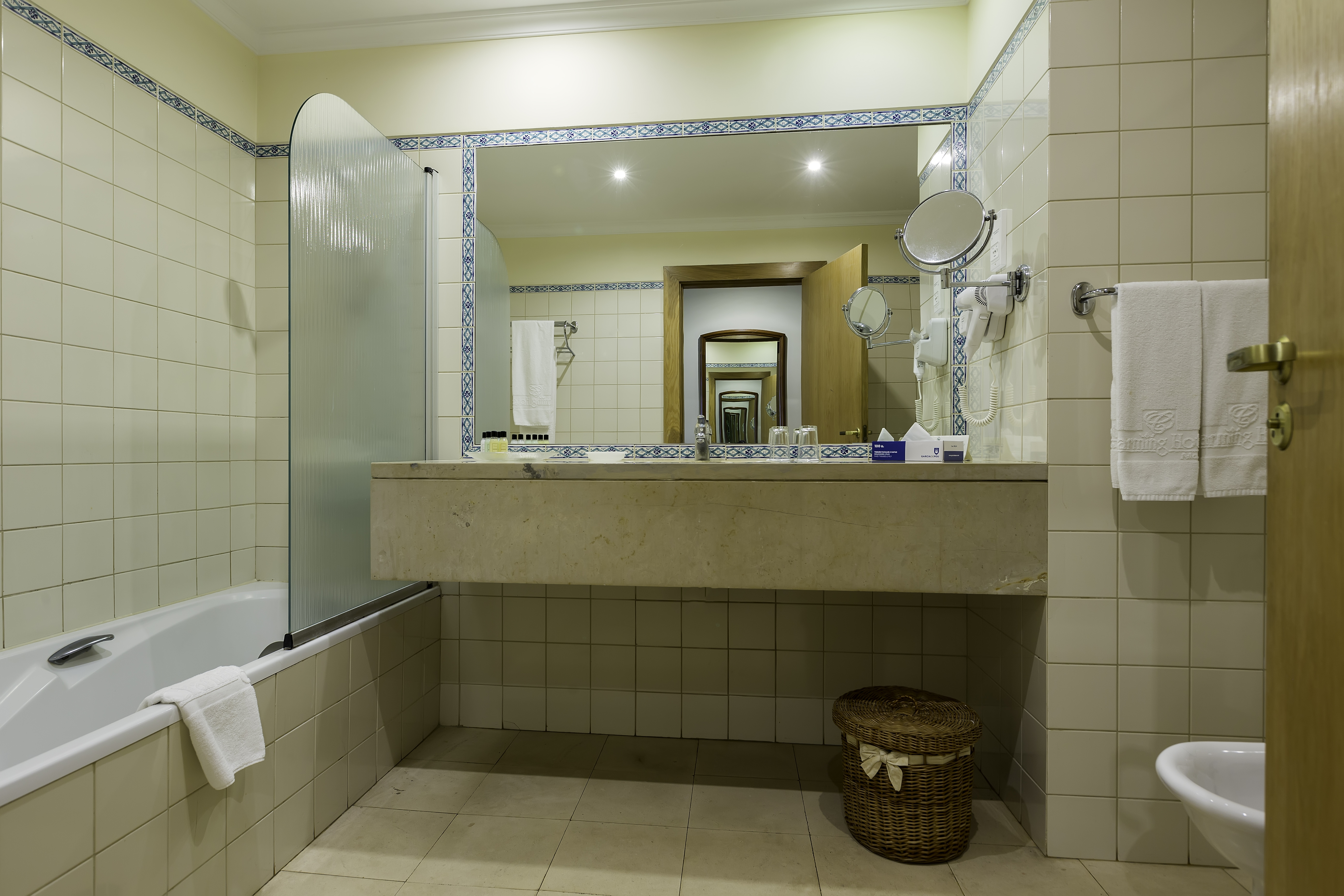 Double or Twin Superior