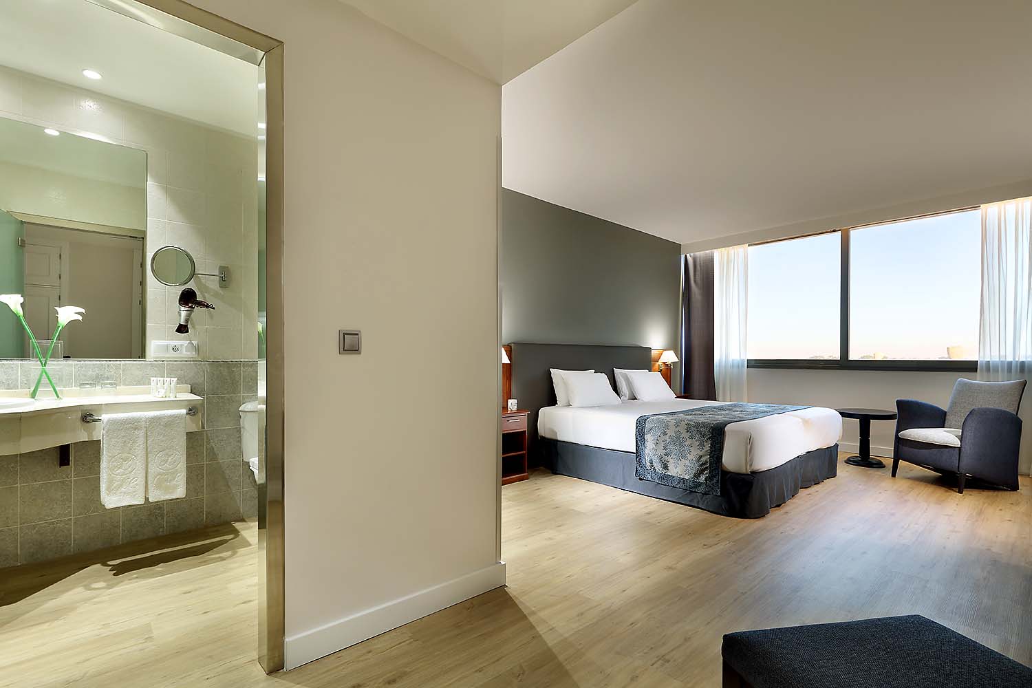 Double or Twin Standard