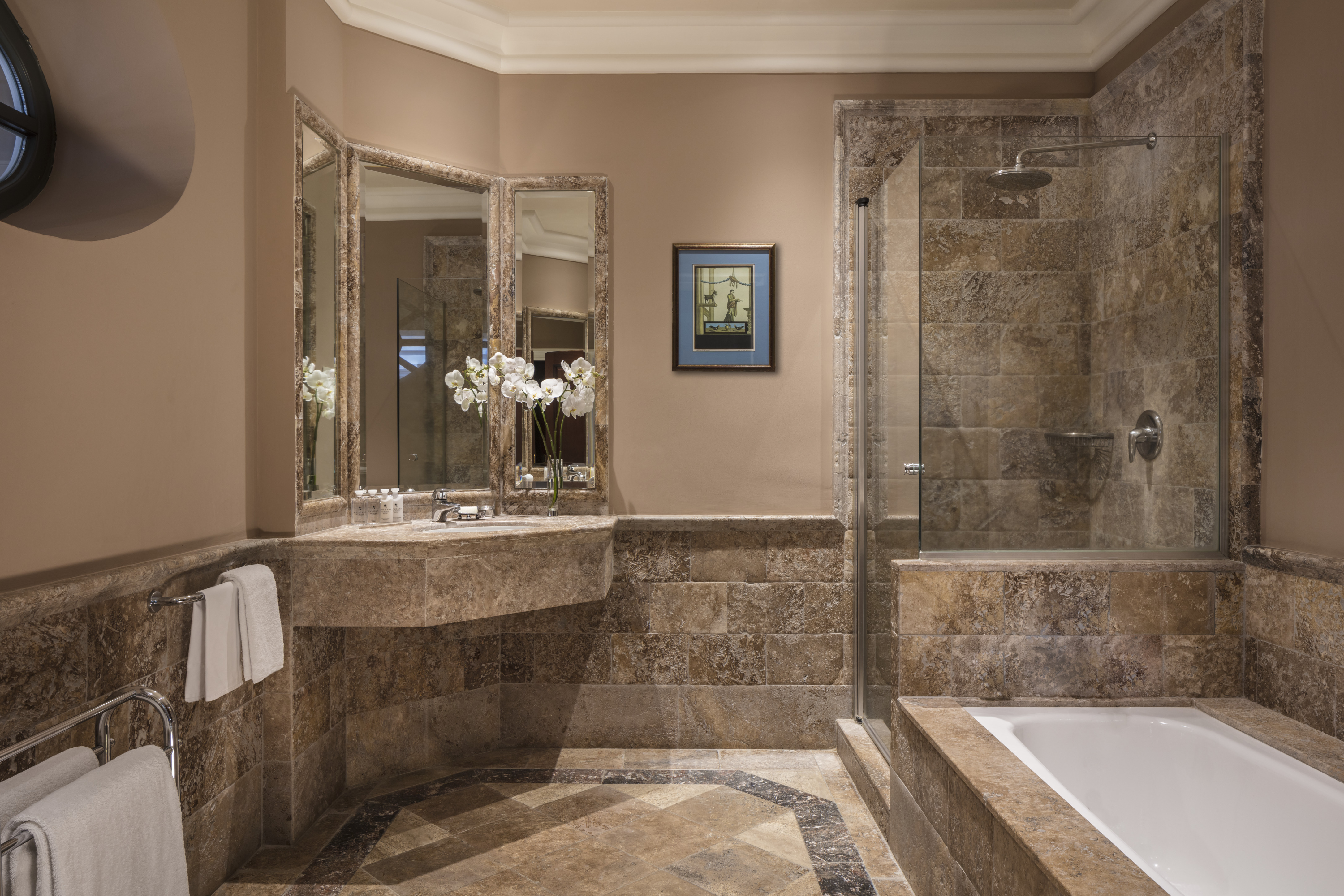 Junior Suite with Views