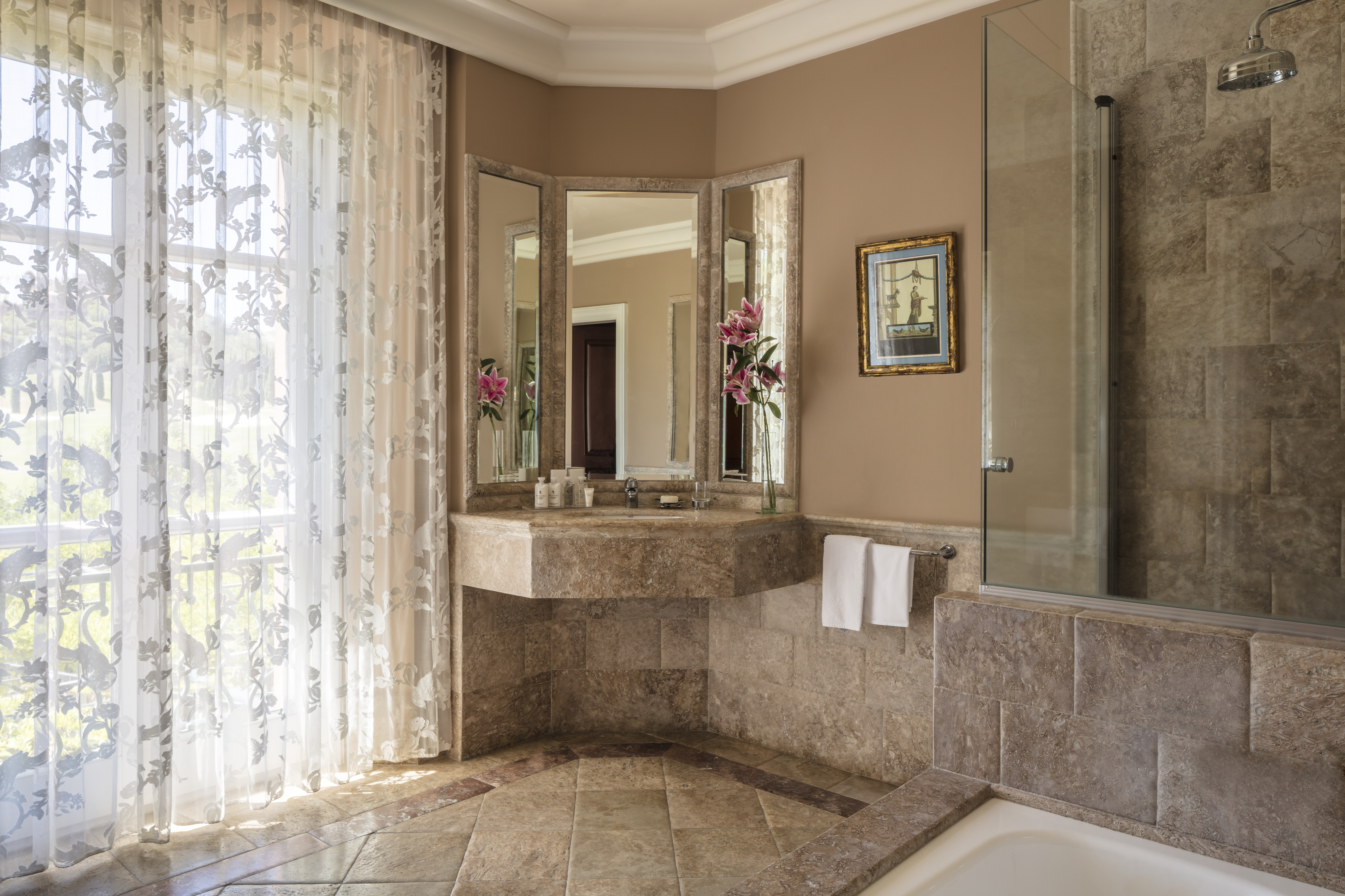 Family Room Connecting Room