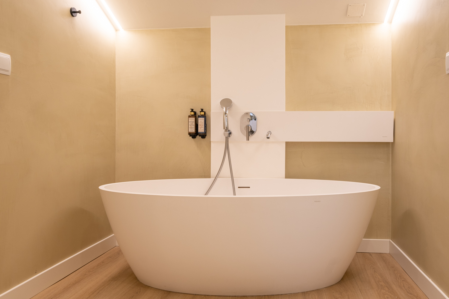 Room Capacity 3 One Bedroom