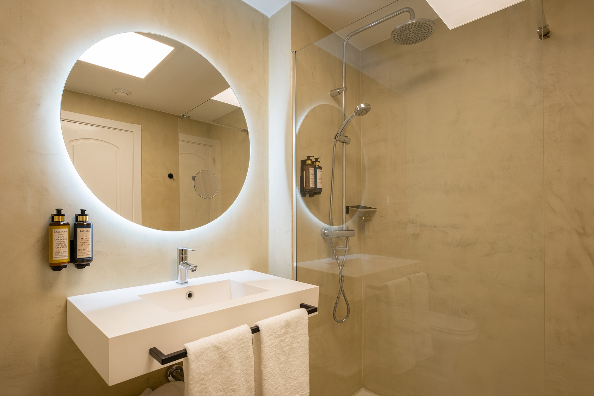 Double or Twin Deluxe Sea View with Balcony