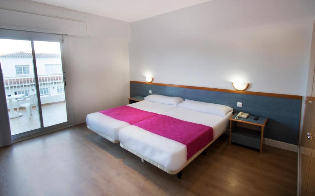 Double or Twin with Terrace