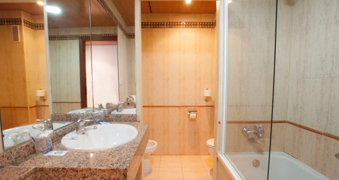 Double or Twin Capacity 3