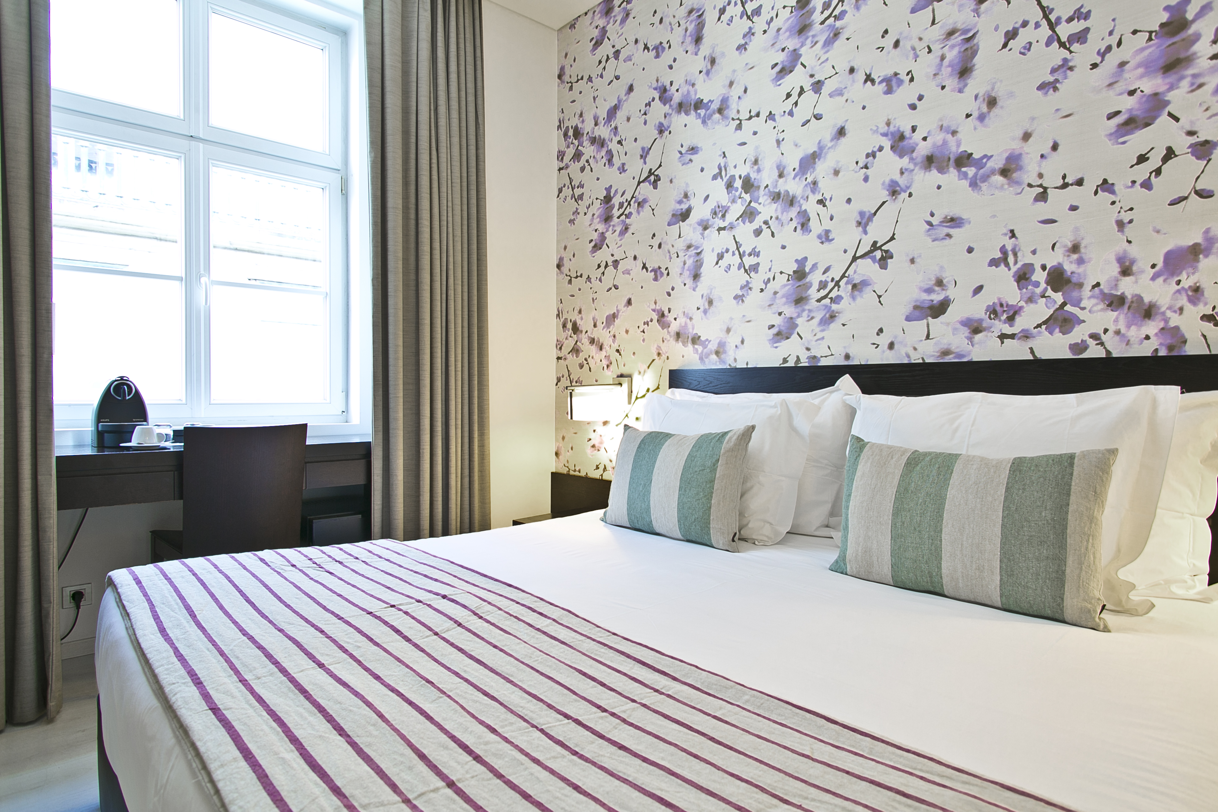 Double Single City View