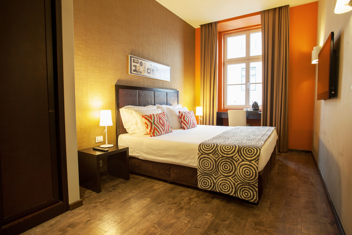 Double Single City View