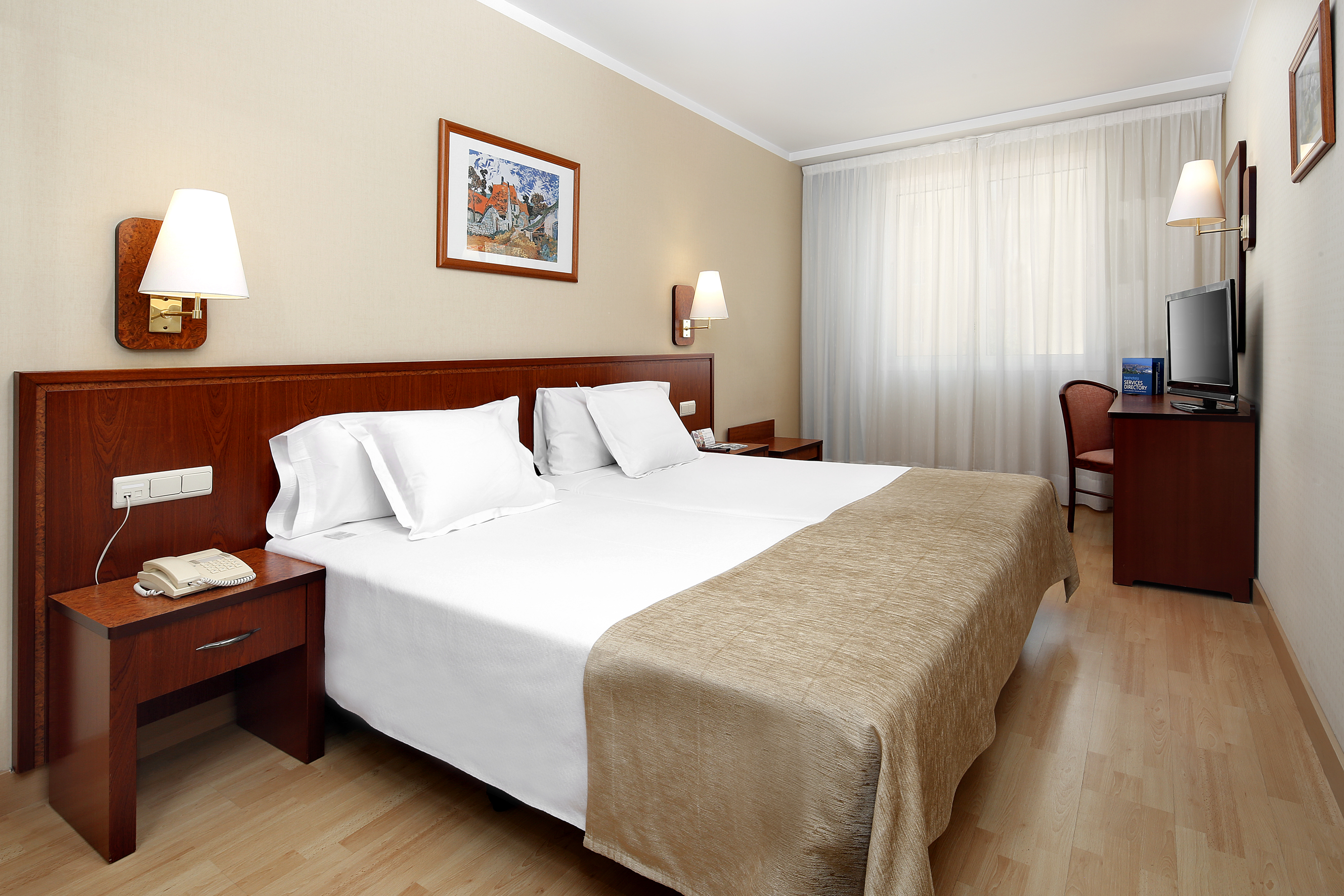 Double or Twin Standard