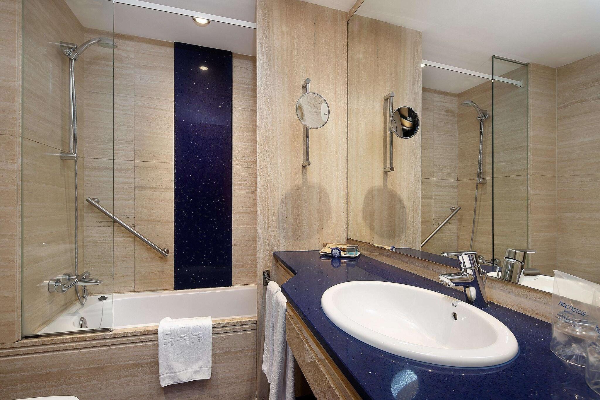 Double or Twin Standard