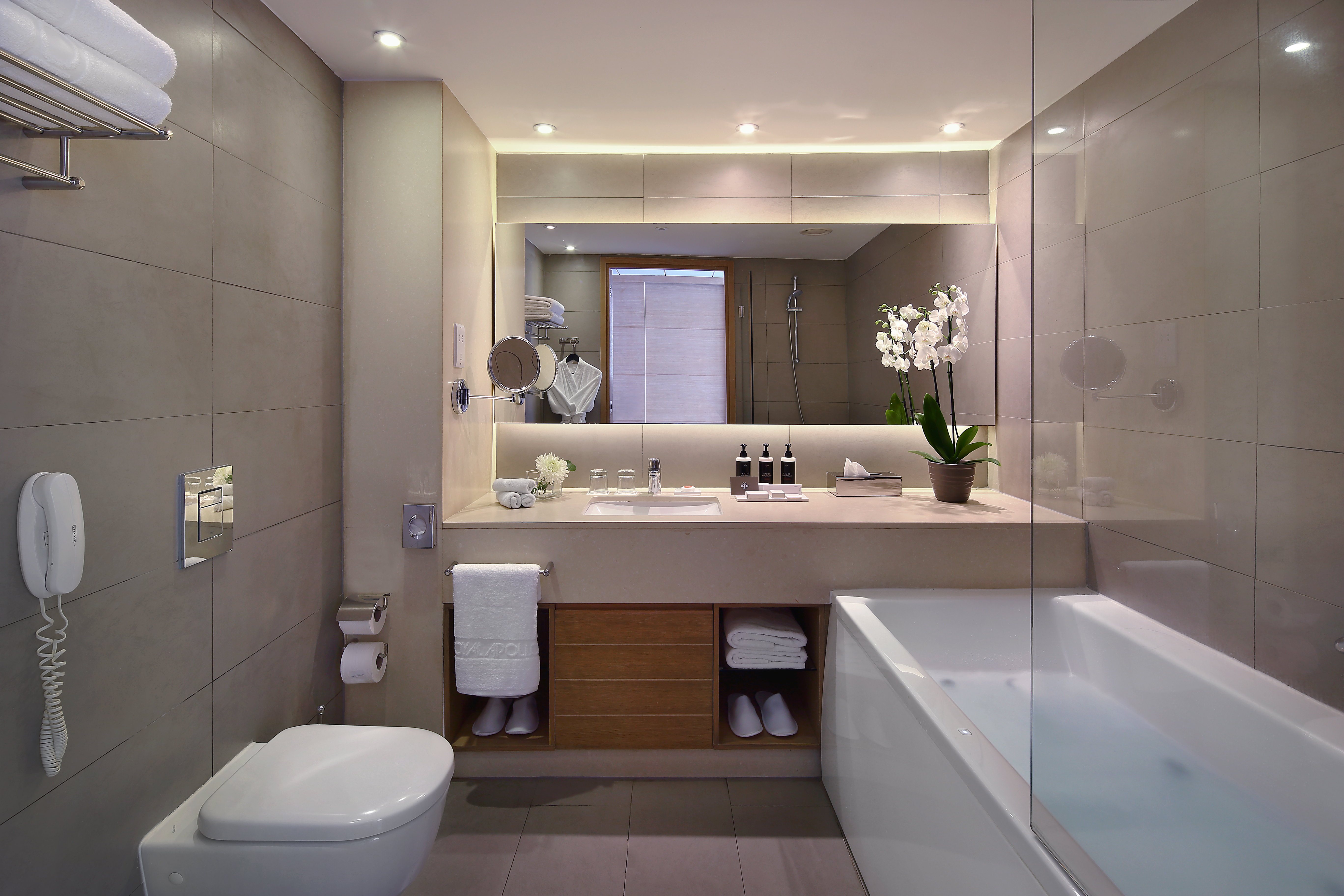 Double or Twin Capacity 4