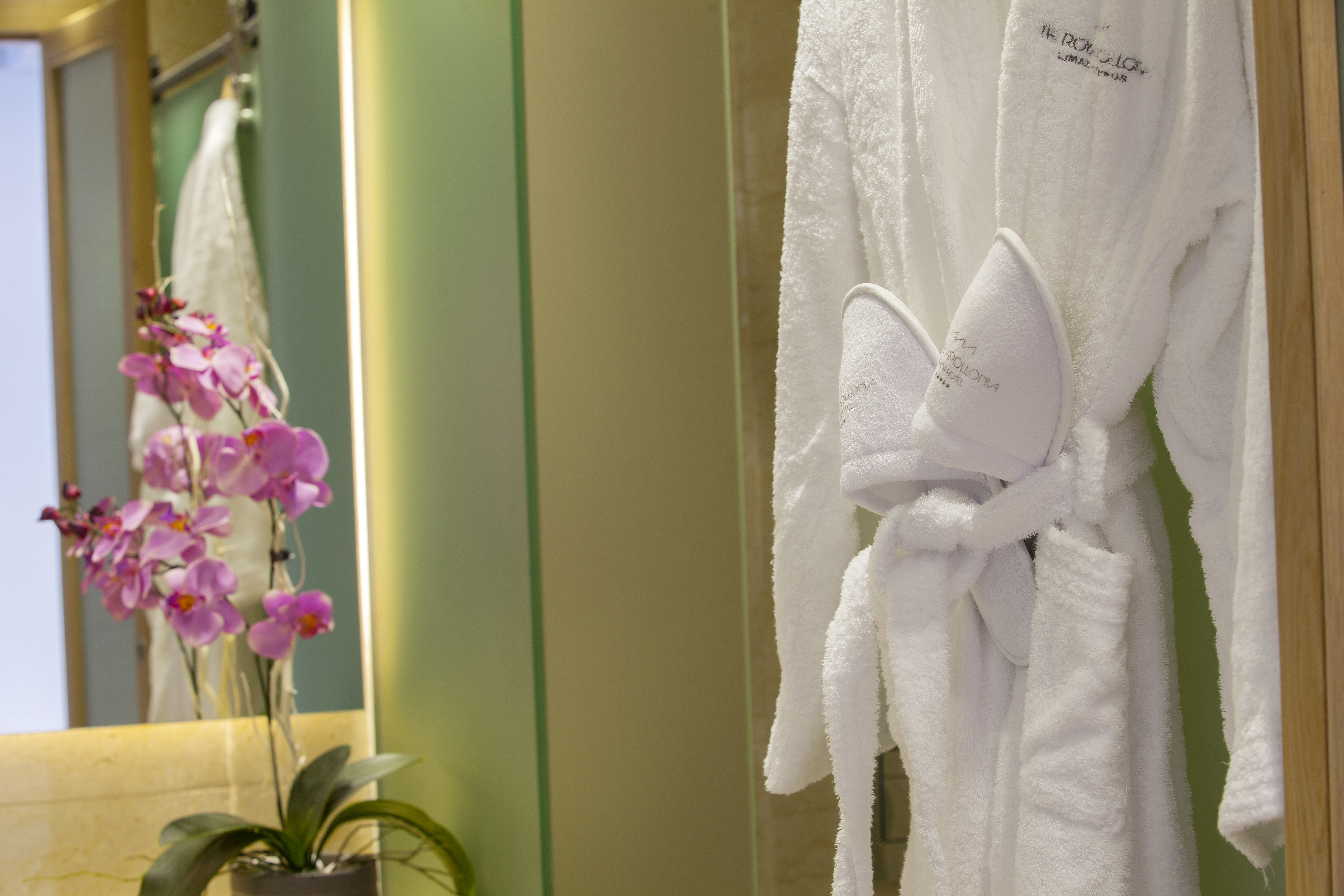 Double or Twin Deluxe